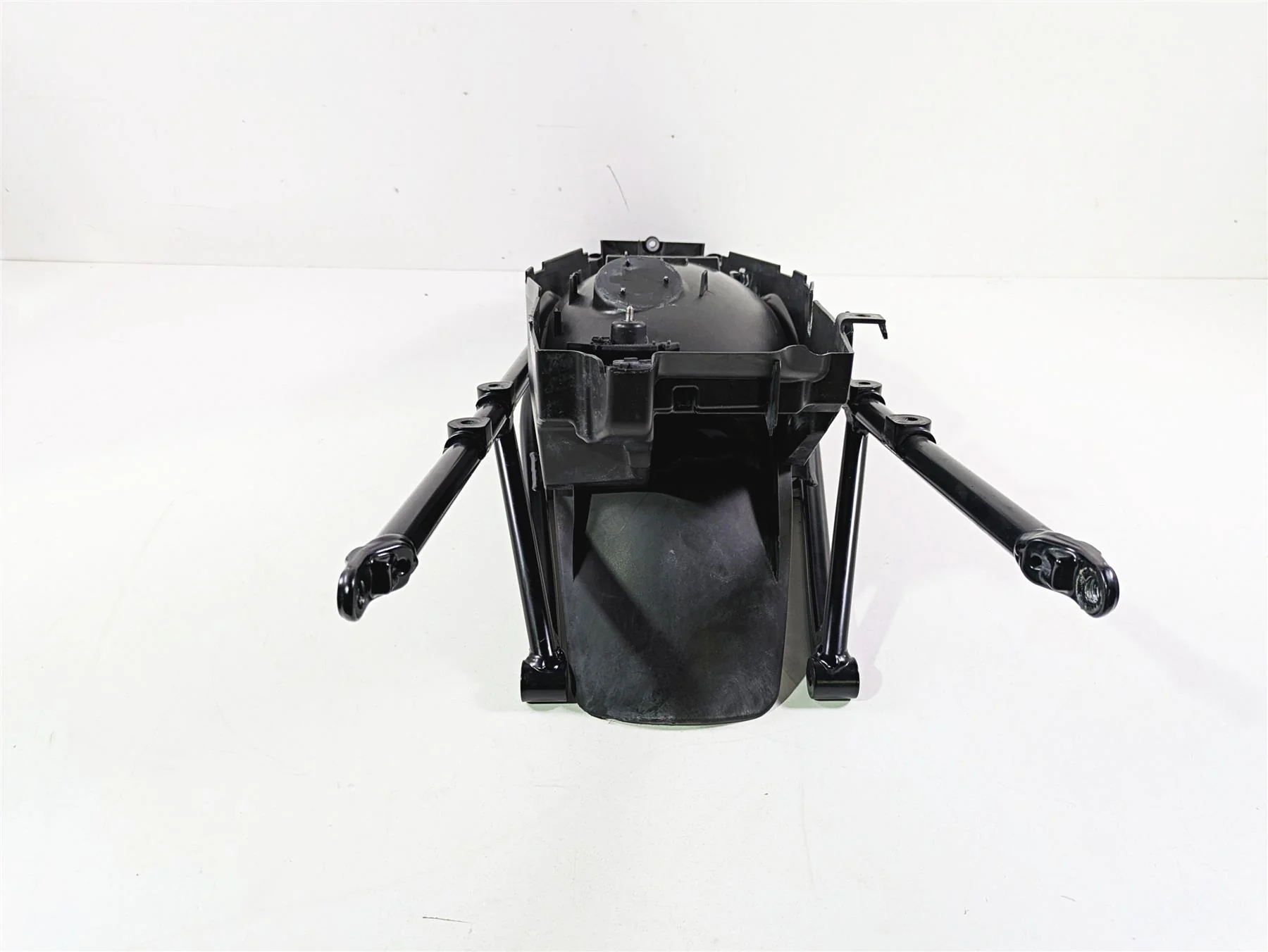2017 BMW R1200 GS K50 Subframe & Inner Fender - Read 46518354222 - Image 5