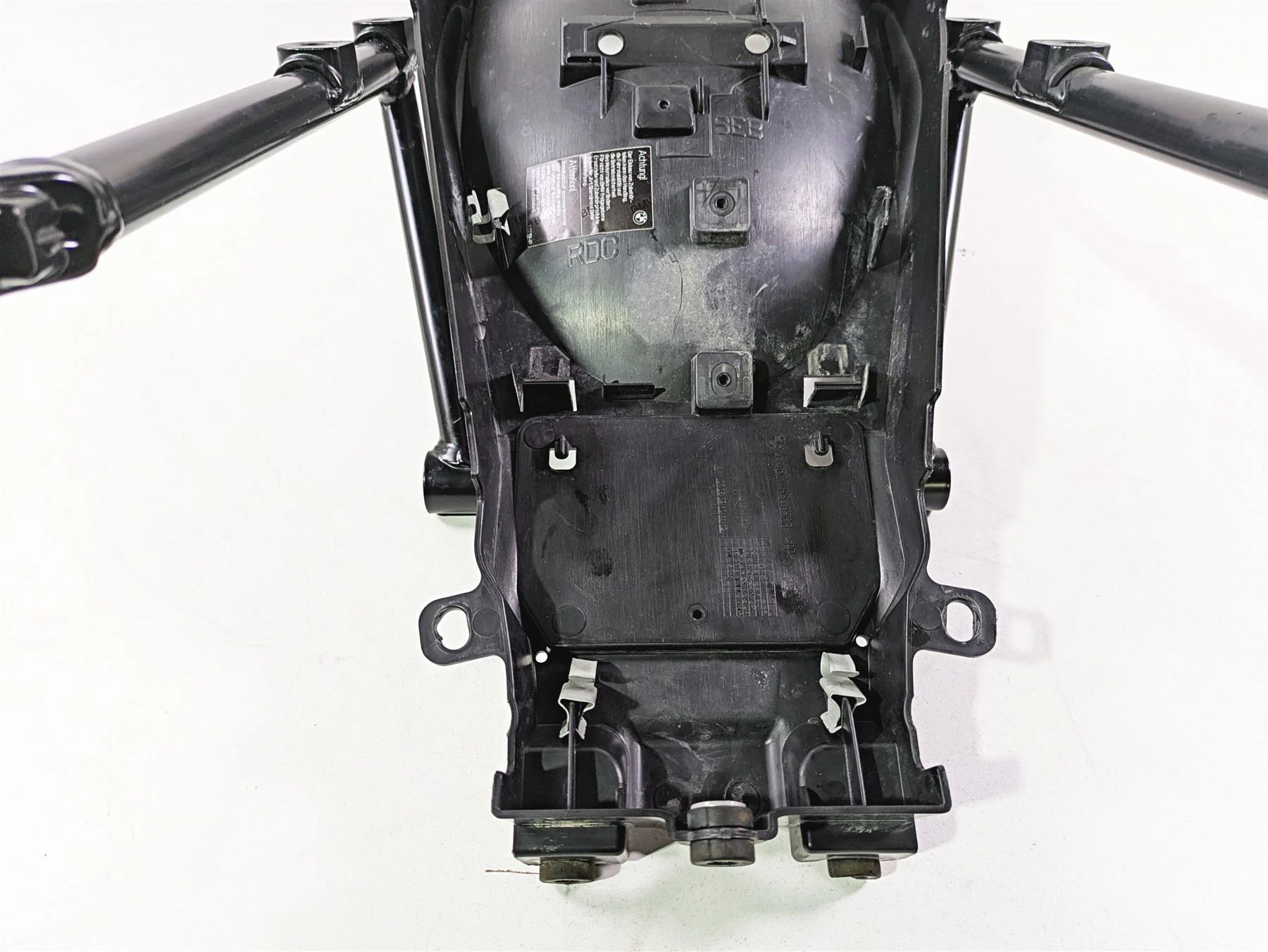 2017 BMW R1200 GS K50 Subframe & Inner Fender - Read 46518354222 - Image 6