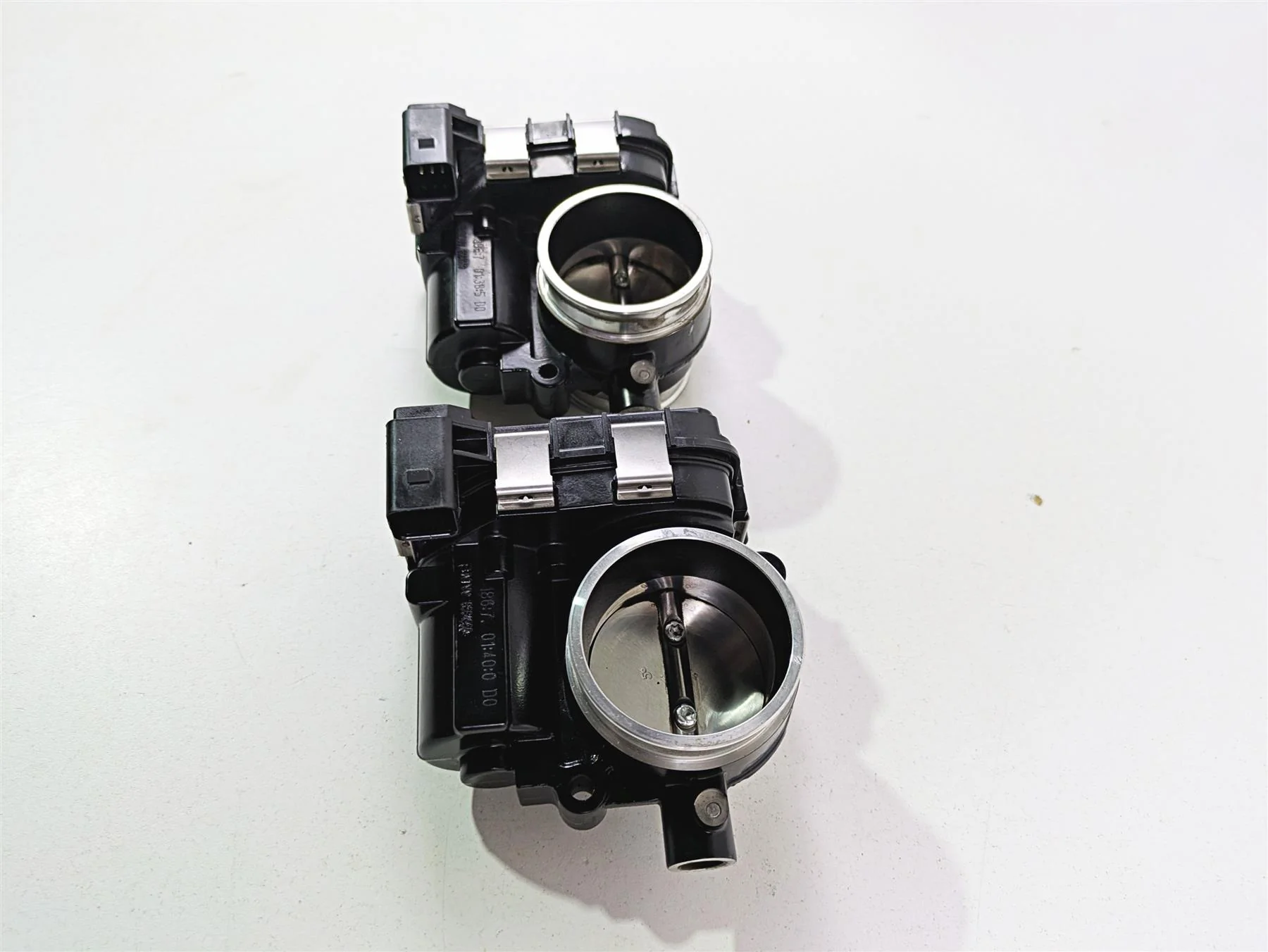 2017 BMW R1200 GS K50 Throttle Body Bodies Set 13548564959 - Image 3