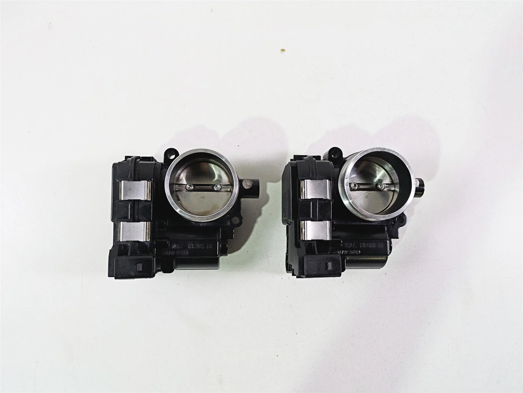 2017 BMW R1200 GS K50 Throttle Body Bodies Set 13548564959 - Image 4