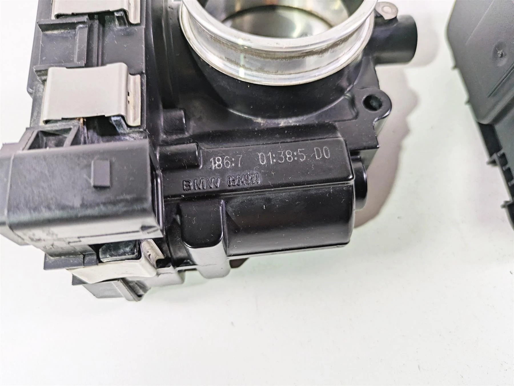 2017 BMW R1200 GS K50 Throttle Body Bodies Set 13548564959 - Image 8