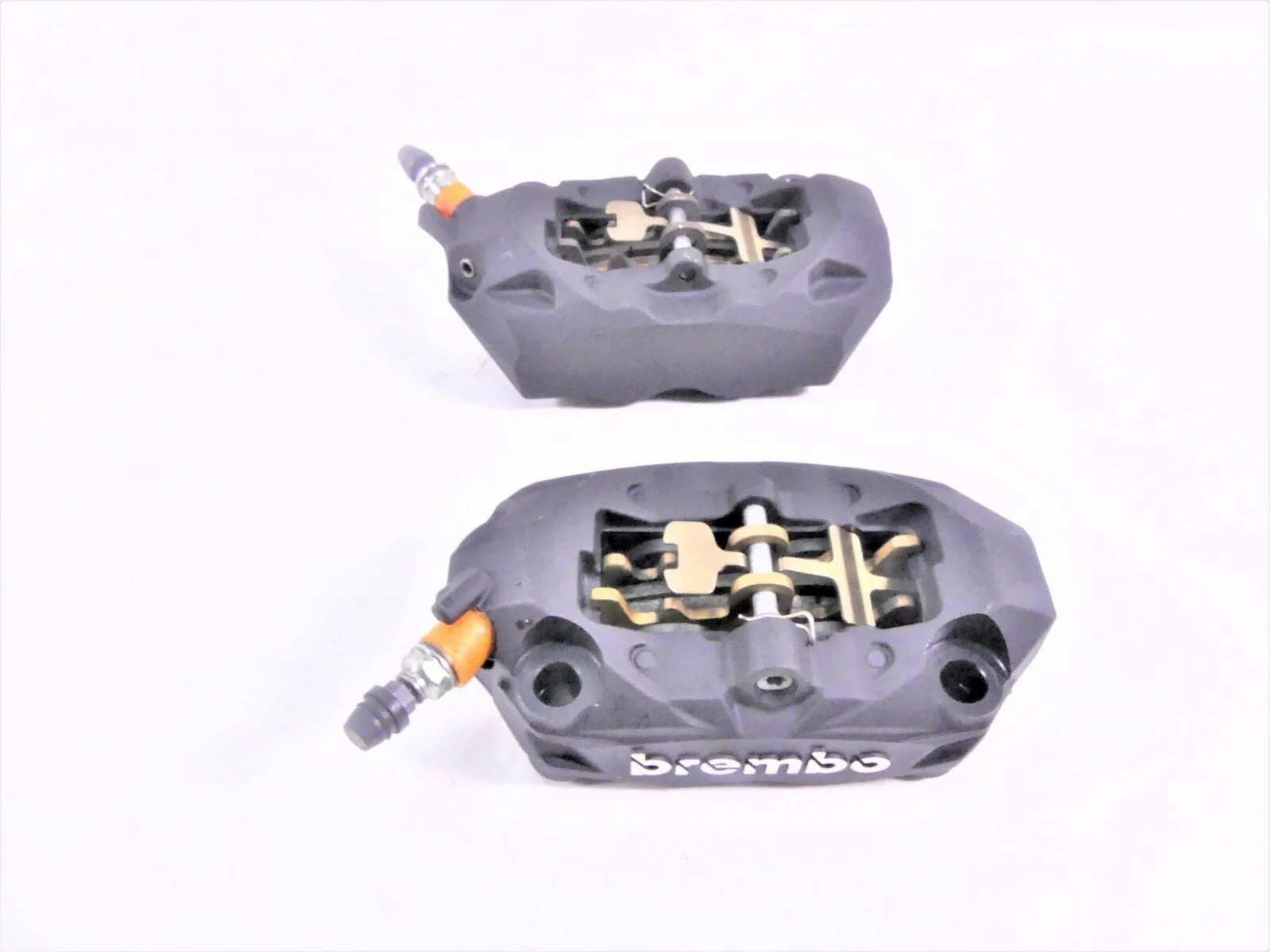 2017 BMW R1200GS GSW K50 Front Brembo Brake Caliper Set  34118556205 34118556206
