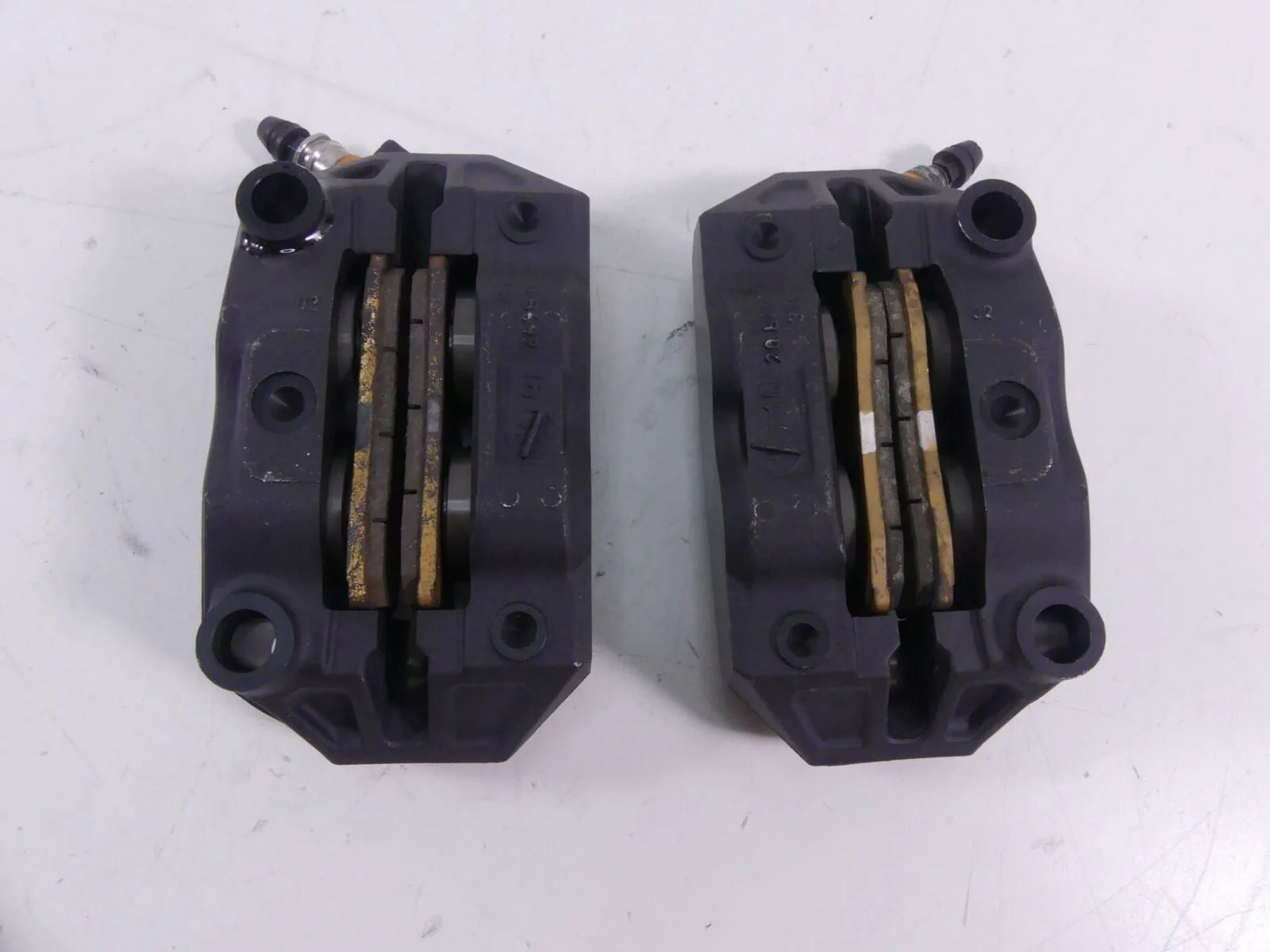 2017 BMW R1200GS GSW K50 Front Brembo Brake Caliper Set  34118556205 34118556206 - Image 6