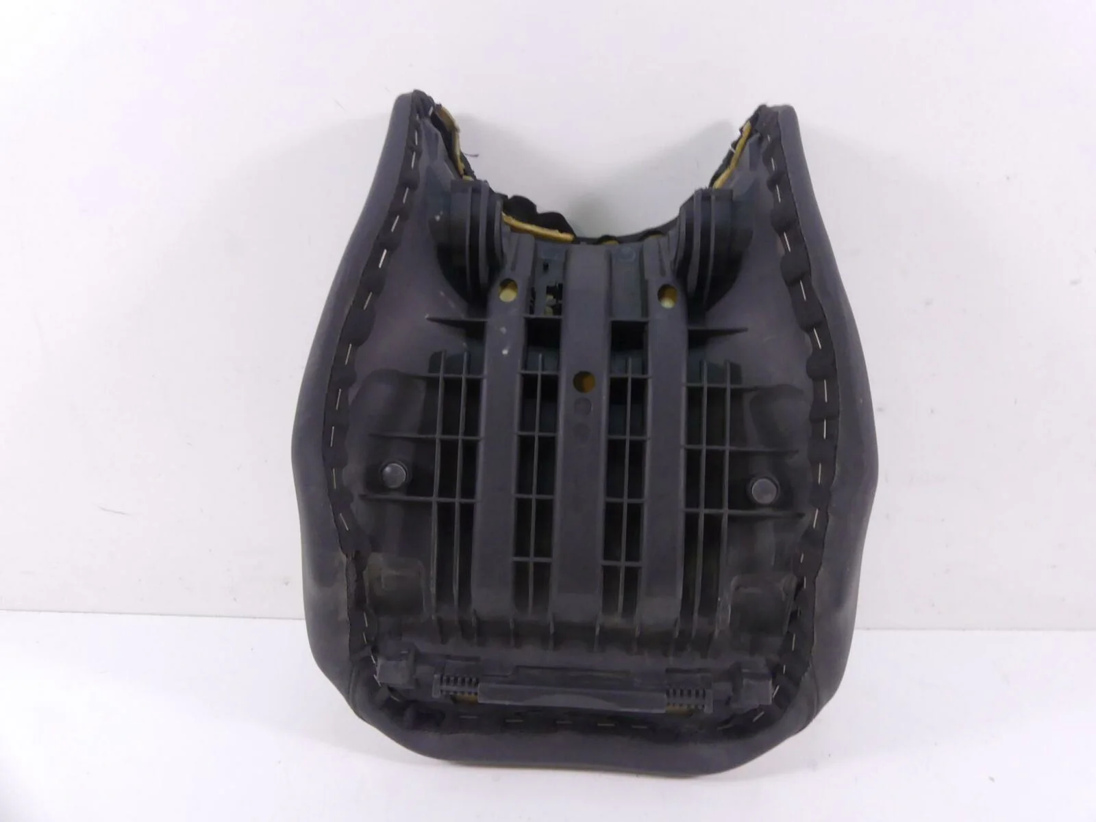 2017 BMW R1200GS GSW K50 Front Rider Unheated Seat Saddle - Read  52538532738 - Image 4