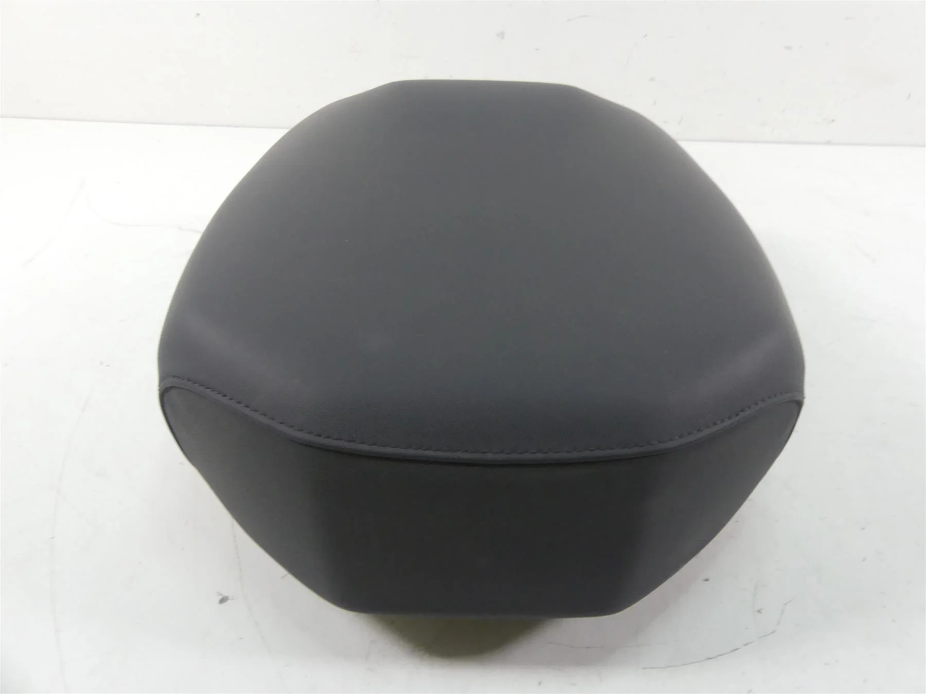 2017 BMW R1200GS GSW K50 Rear Passenger Unheated Seat Saddle 52538532739 - Image 6