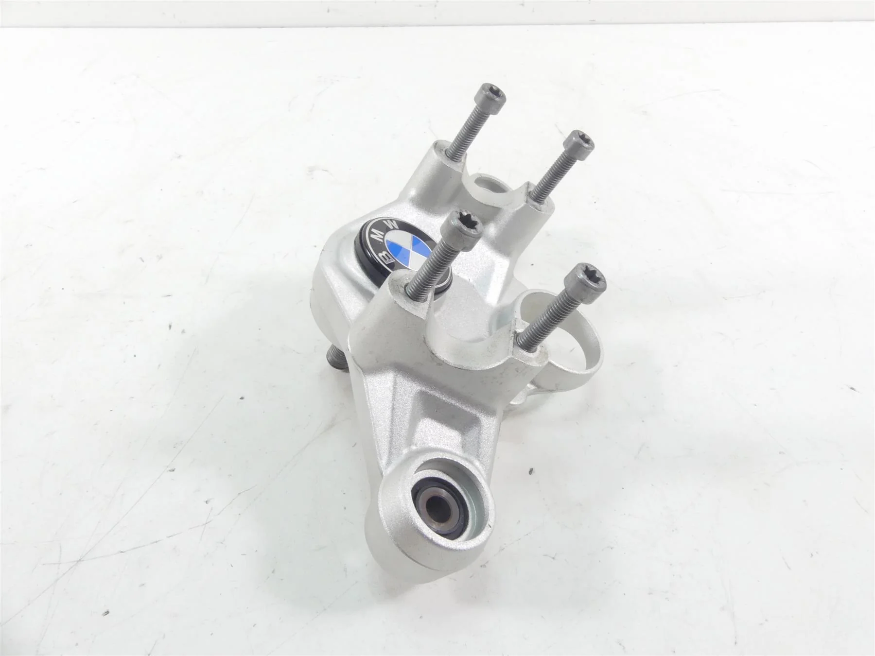 2017 BMW R1200GS GSW K50 Upper Triple Tree Steering Clamp 31428555849 8555851 - Image 4