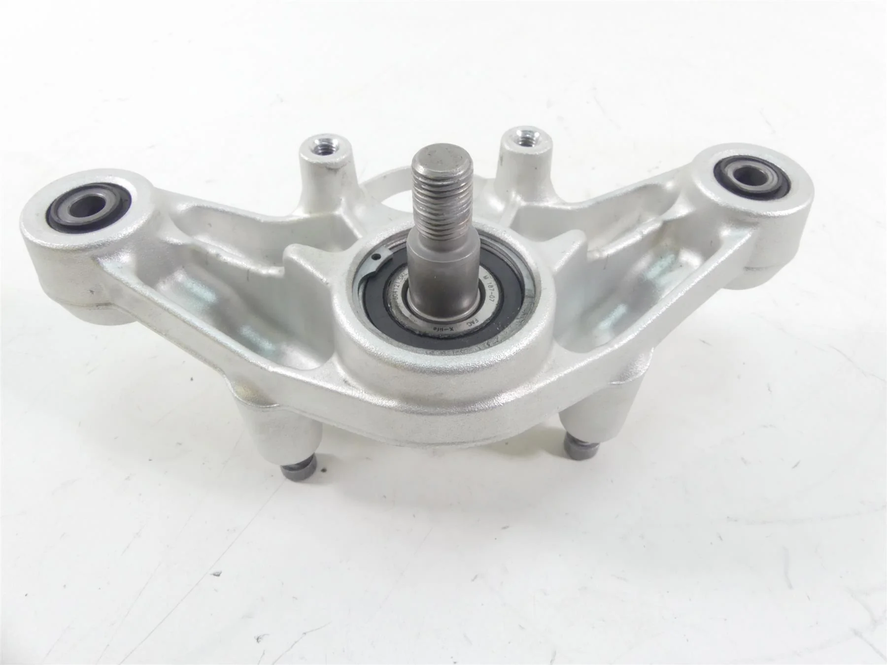 2017 BMW R1200GS GSW K50 Upper Triple Tree Steering Clamp 8555851 31428555849 - Image 4