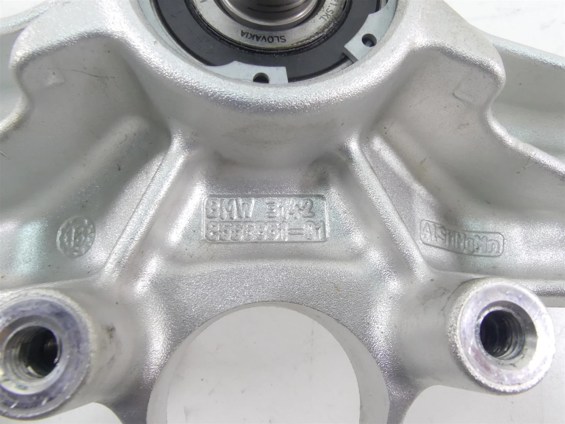2017 BMW R1200GS GSW K50 Upper Triple Tree Steering Clamp 8555851 31428555849 - Image 5