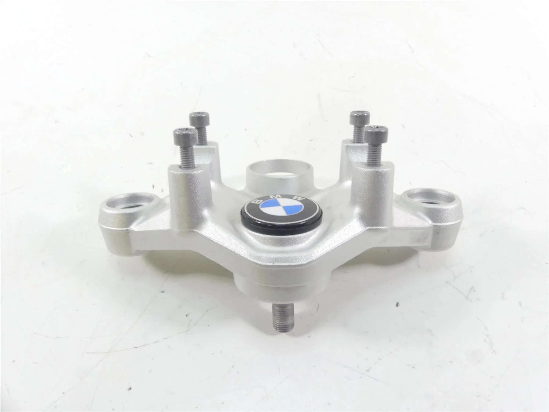 2017 BMW R1200GS GSW K50 Upper Triple Tree Steering Clamp 8555851 31428555849 - Image 8