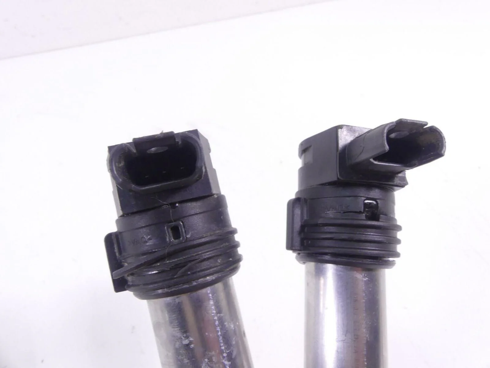 2017 BMW R1200RT RTW K52 Eldor Stick Ignition Coil Set 12138526677 - Image 2