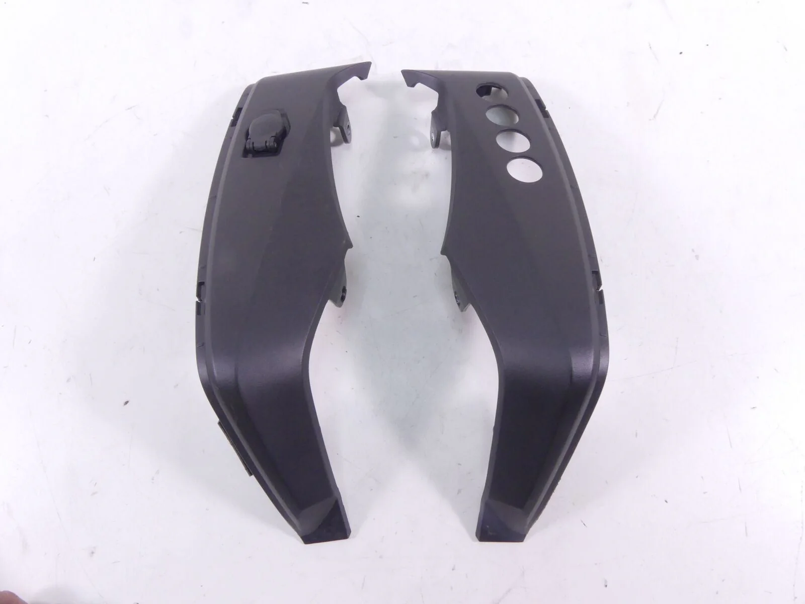 2017 BMW R1200RT RTW K52 Left Right Side Dash Panels Covers Fairing 46638566226 - Image 2