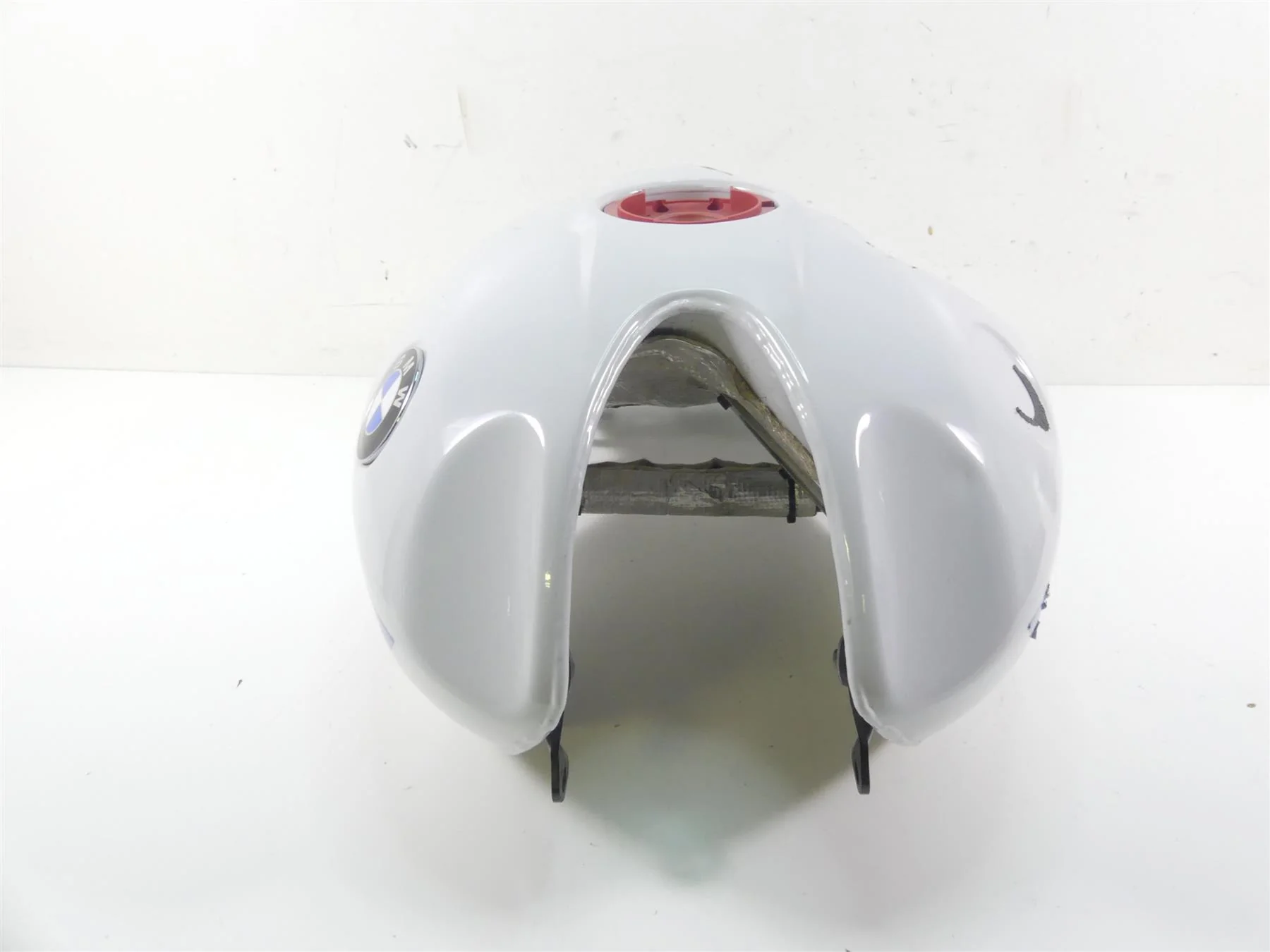 2017 BMW RnineT Racer K32 Fuel Gas Petrol Tank Lightwhite - Read 16118382849 - Image 4
