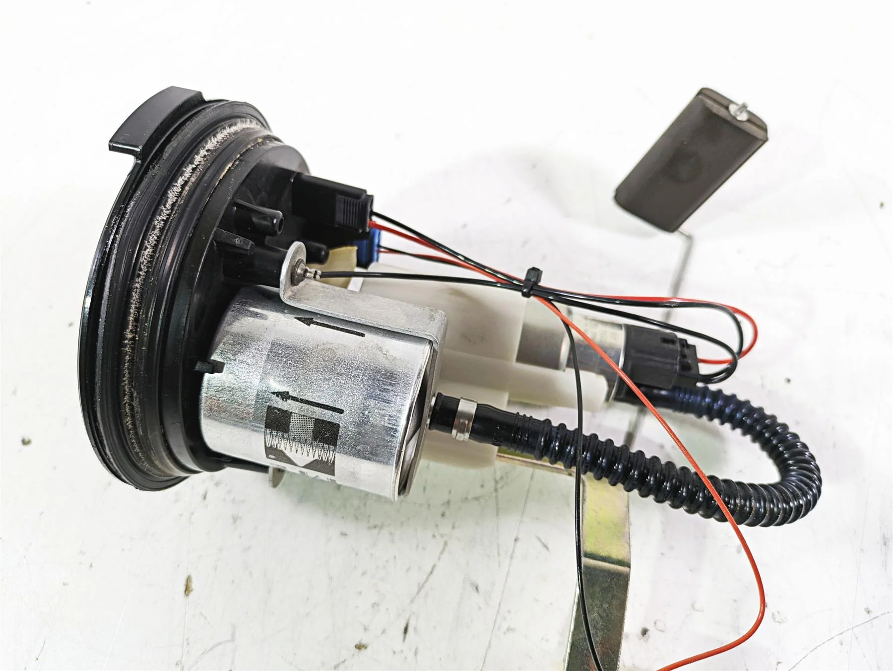 2017 BMW S1000R K47 Fuel Gas Pump & Sending Unit -Tested 16148563523 16149444766 - Image 9