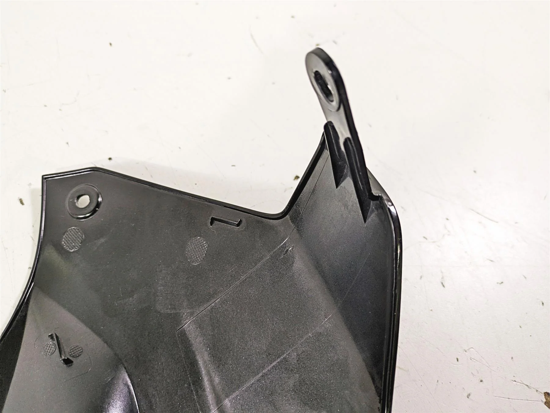 2017 BMW S1000R K47 Fuel Tank Air Box Trim Panel Cover Fairing 46638540863 - Image 11