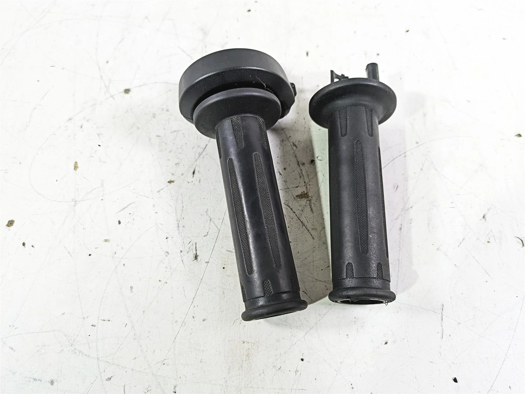 2017 BMW S1000R K47 Heated Hand E-Throttle Cruise Control Grip Set 61318534424 - Image 12