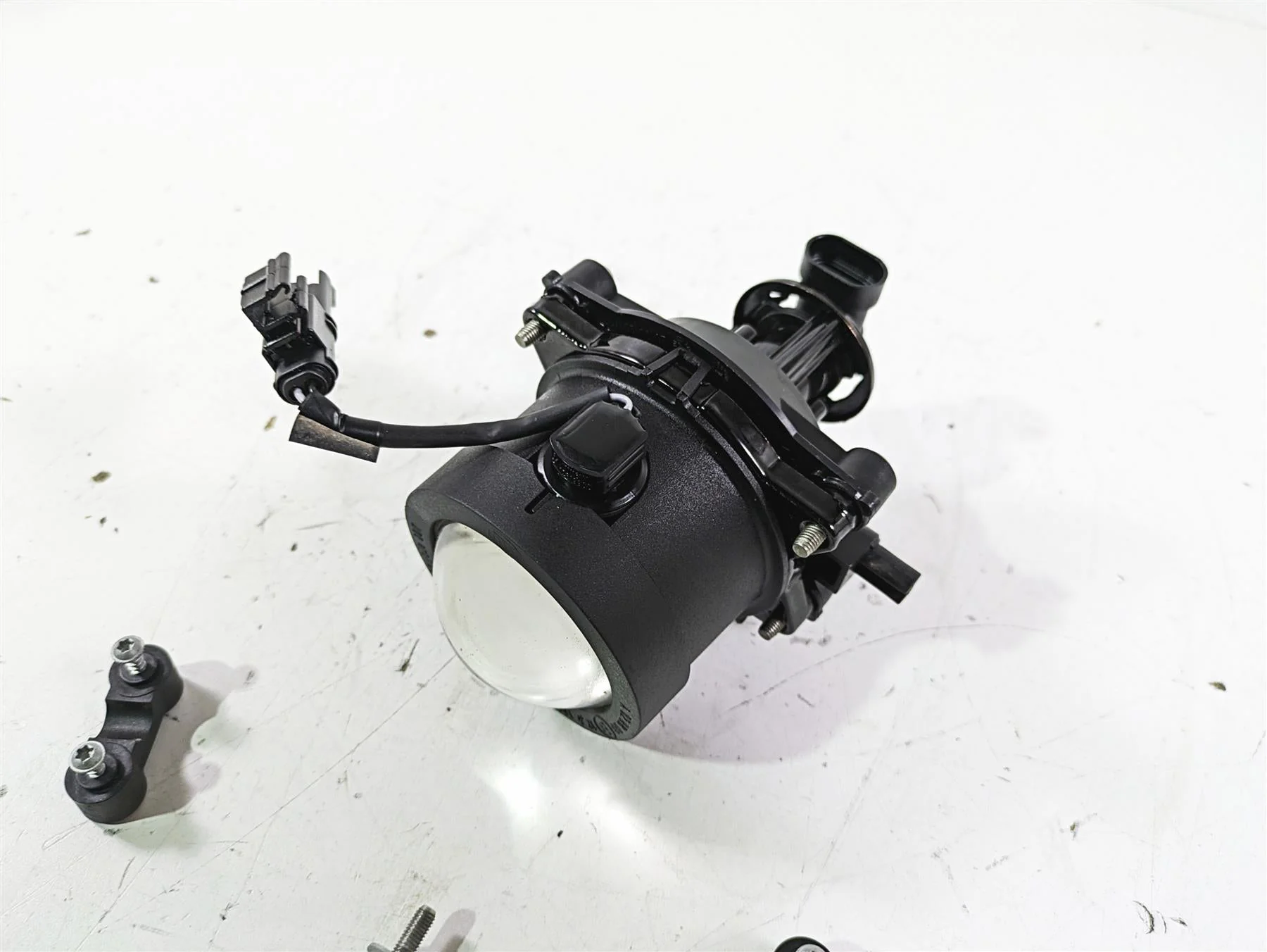 2017 BMW S1000R K47 Left Headlight High Beam Head Lamp Lens 63128545636 - Image 10