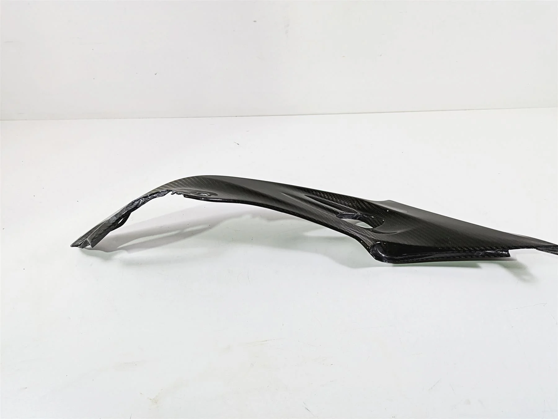 2017 BMW S1000R K47 Right Racecon Under Tank Carbon Fiber Panel Cover BM180 - Image 4