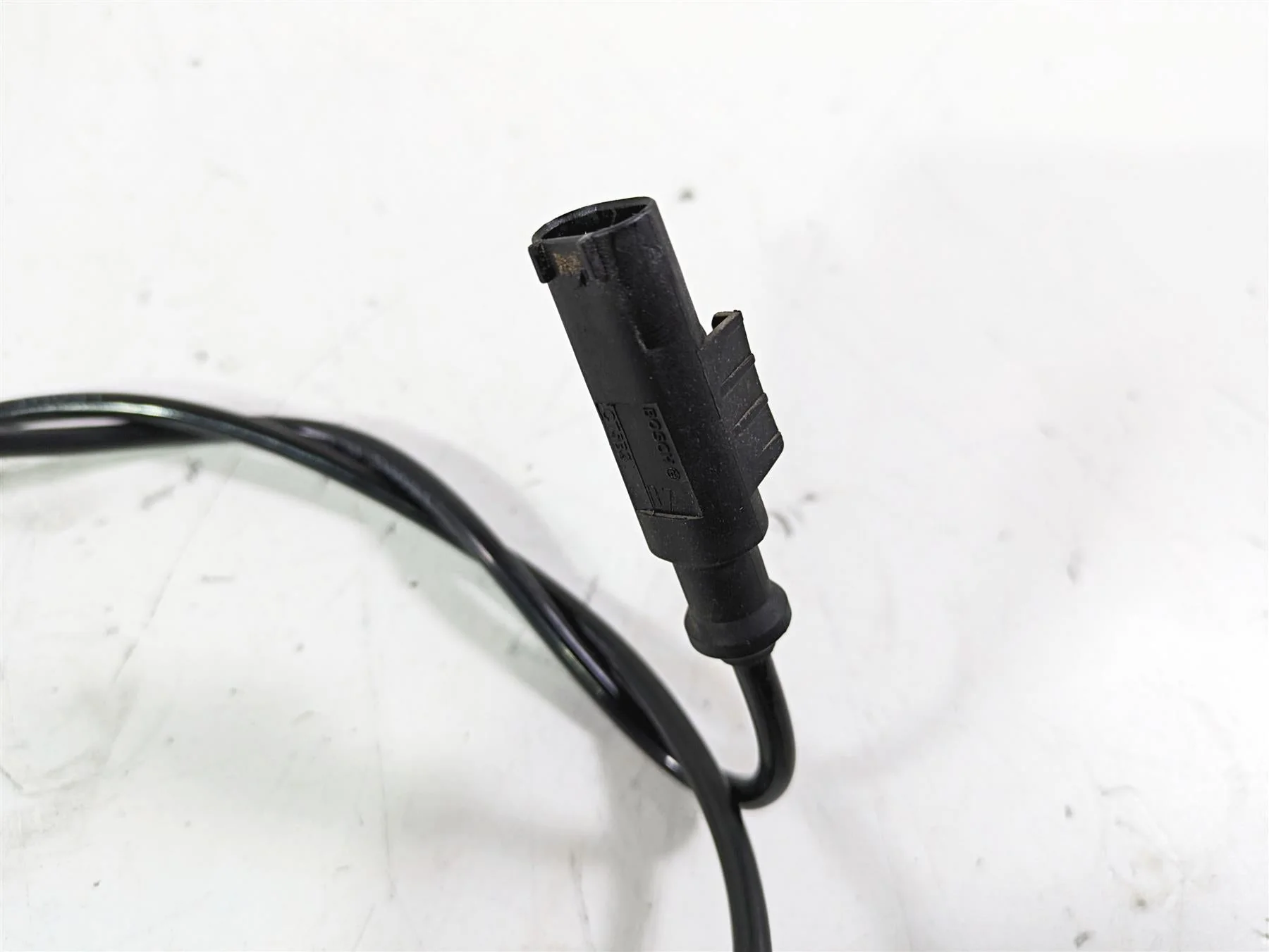 2017 BMW S1000R K47 Rear Abs Brake Wheel Speed Sensor 34527715117 - Image 8