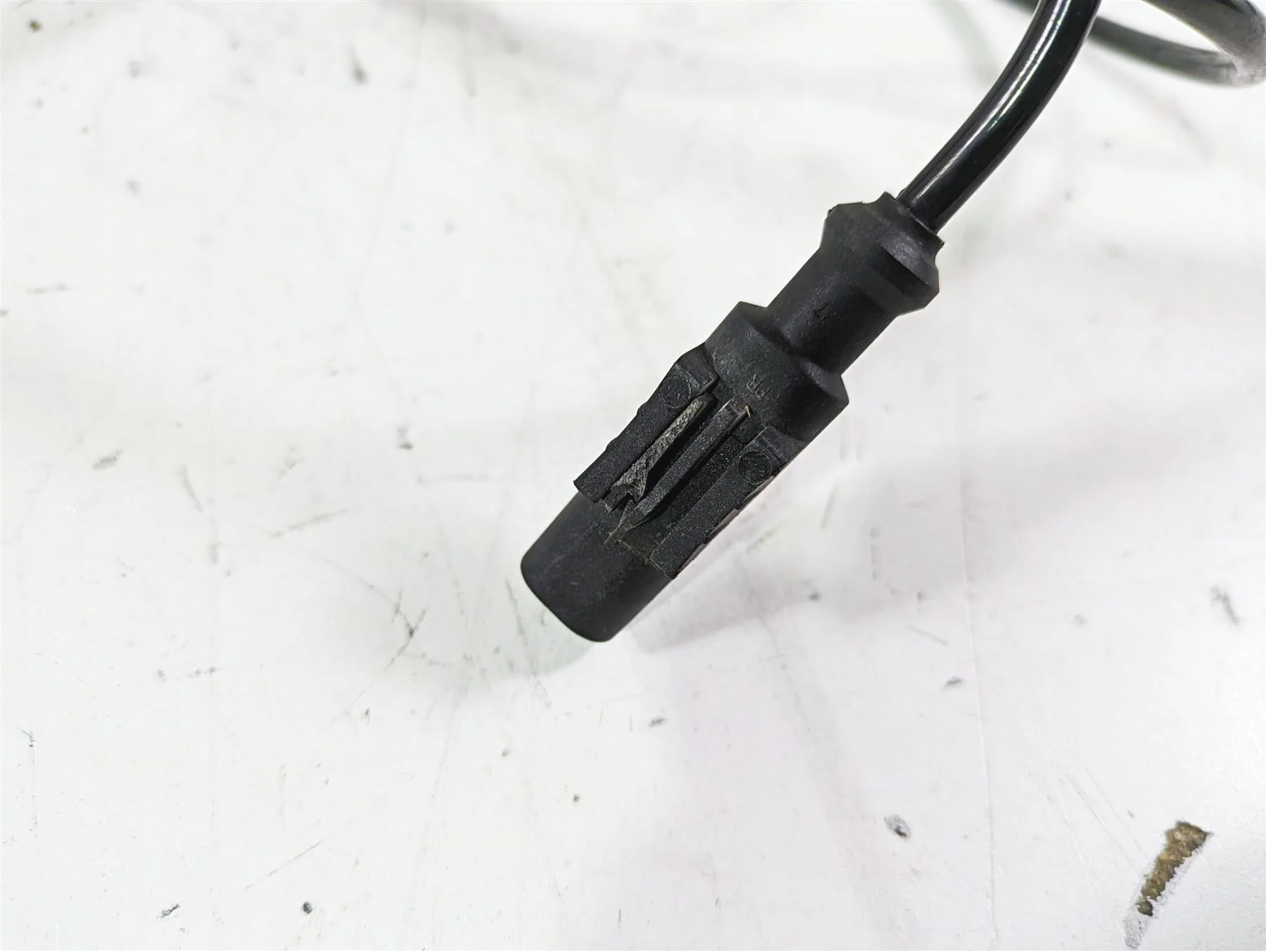 2017 BMW S1000R K47 Rear Abs Brake Wheel Speed Sensor 34527715117 - Image 9