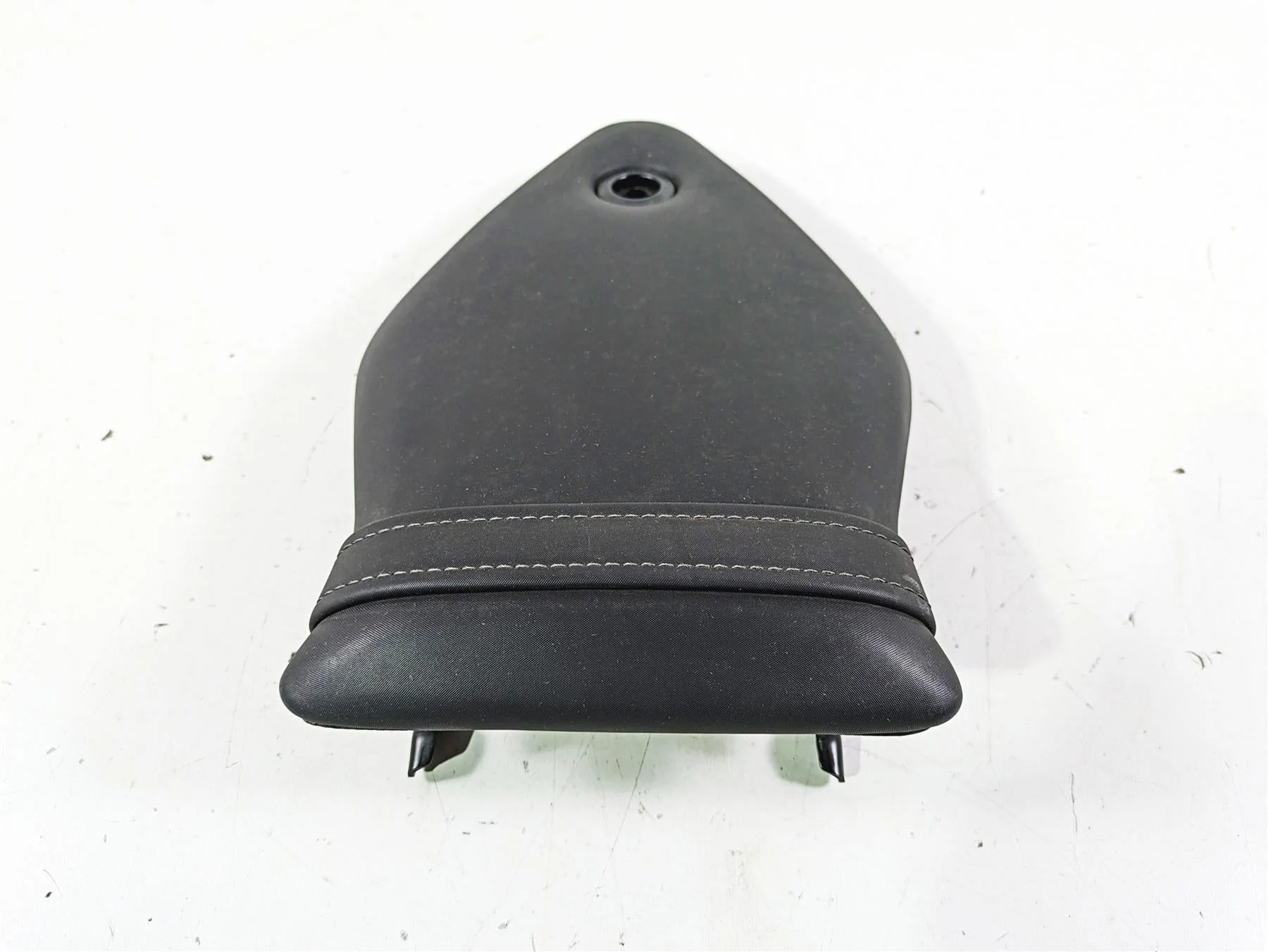 2017 BMW S1000R K47 Rear Passenger Seat Saddle Pillion 52537715981 - Image 2