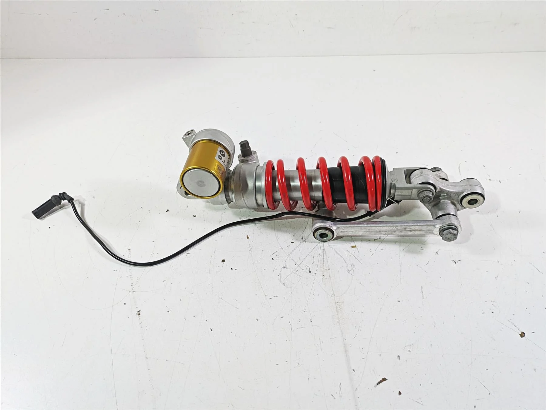 2017 BMW S1000R K47 Straight Rear Ddc Shock Damper & Linkage 33548561411 - Image 3