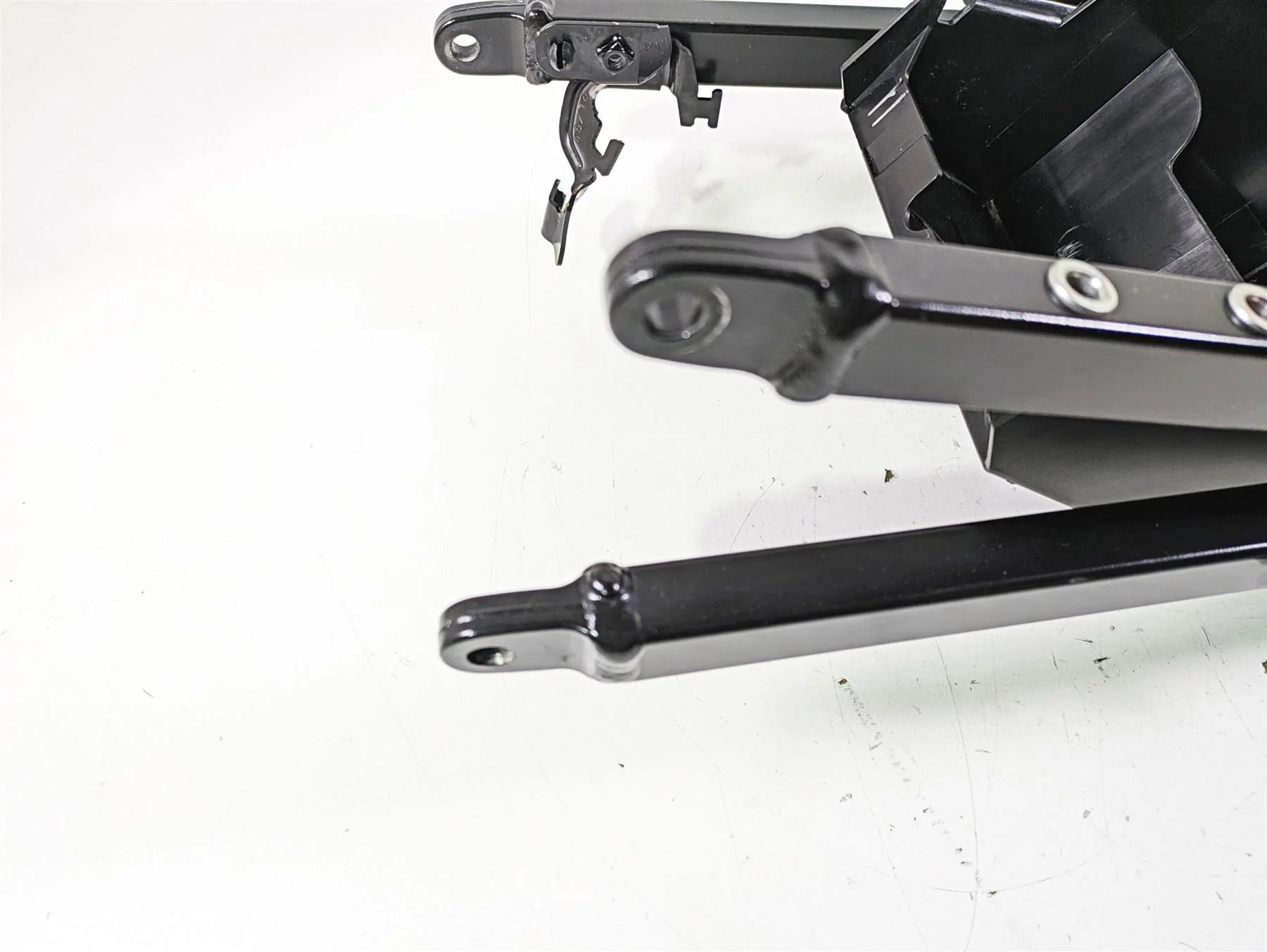 2017 BMW S1000R K47 Straight Subframe & Inner Fender 46518550381 8526754 - Image 7