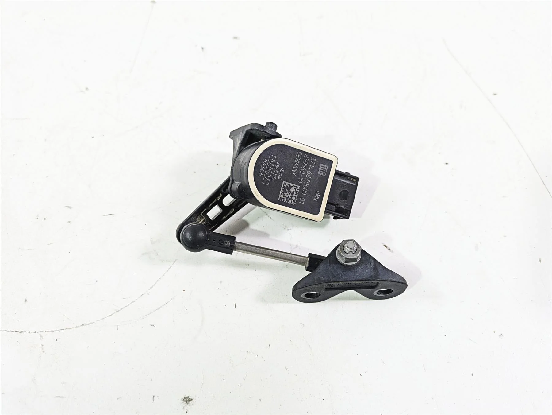 2017 BMW S1000RR K46 Bike Shock Level Height Leveling Sensor  37146870000