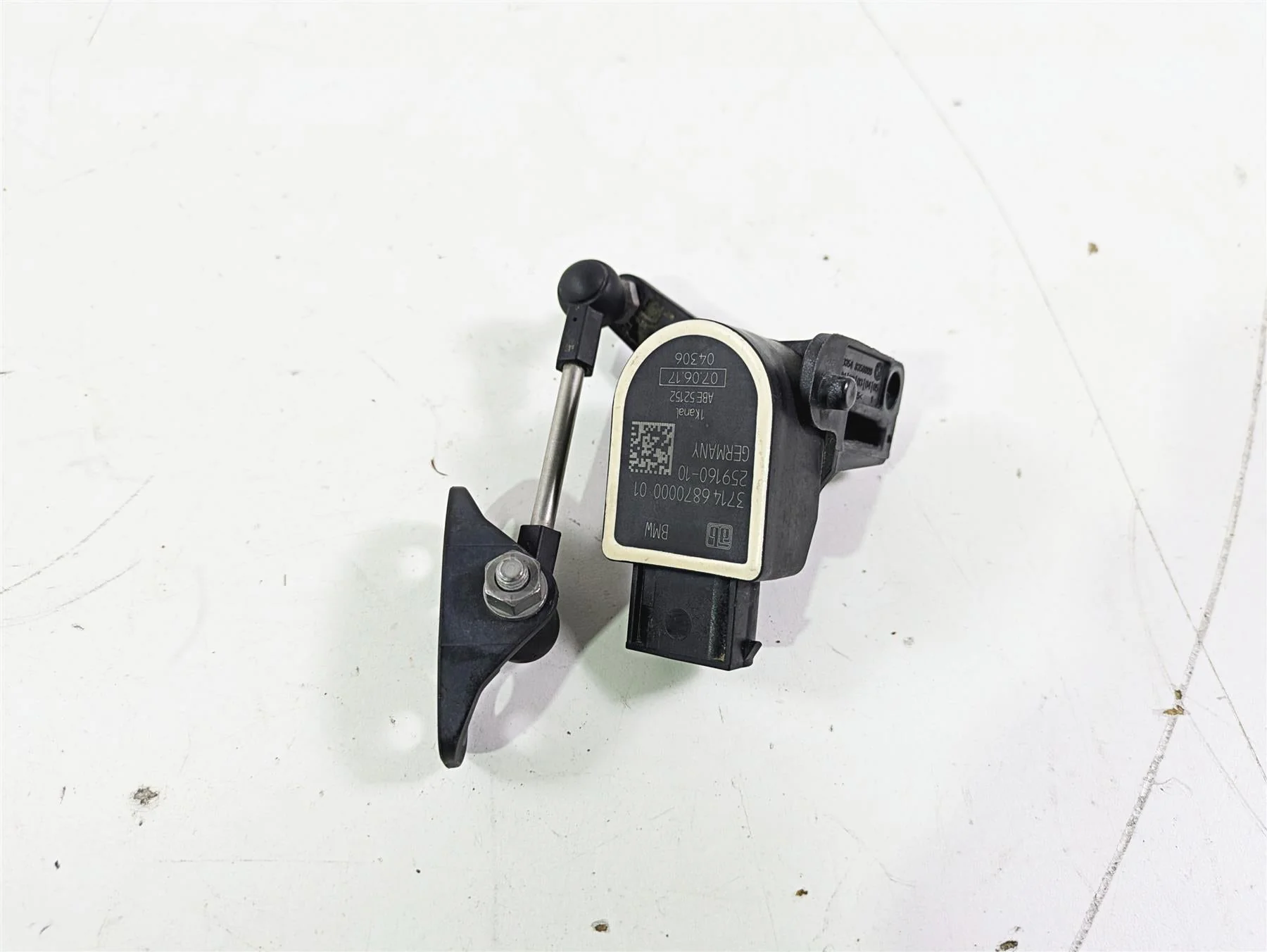 2017 BMW S1000RR K46 Bike Shock Level Height Leveling Sensor  37146870000 - Image 2