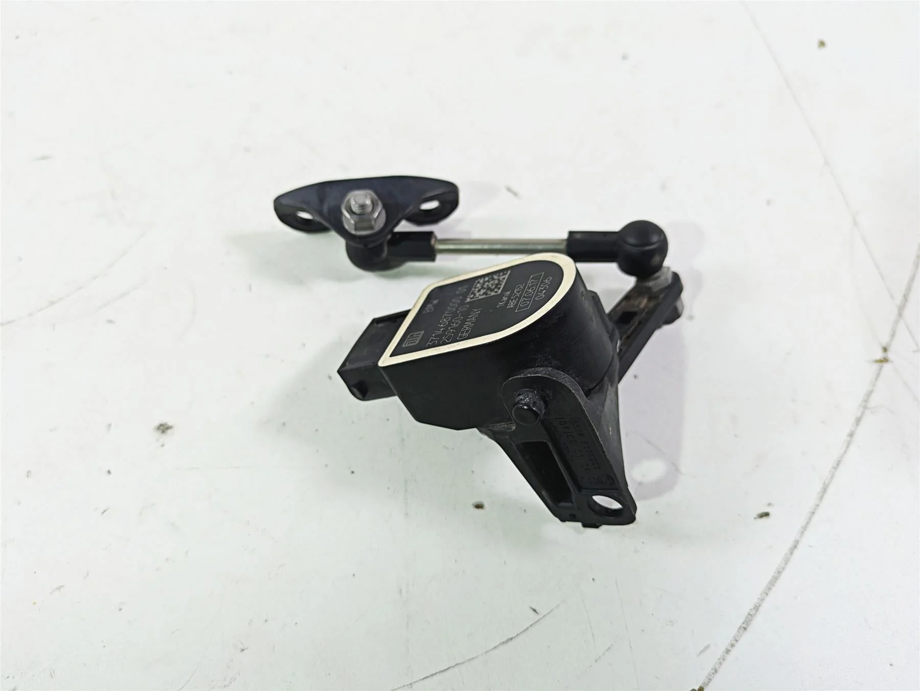 2017 BMW S1000RR K46 Bike Shock Level Height Leveling Sensor  37146870000 - Image 3