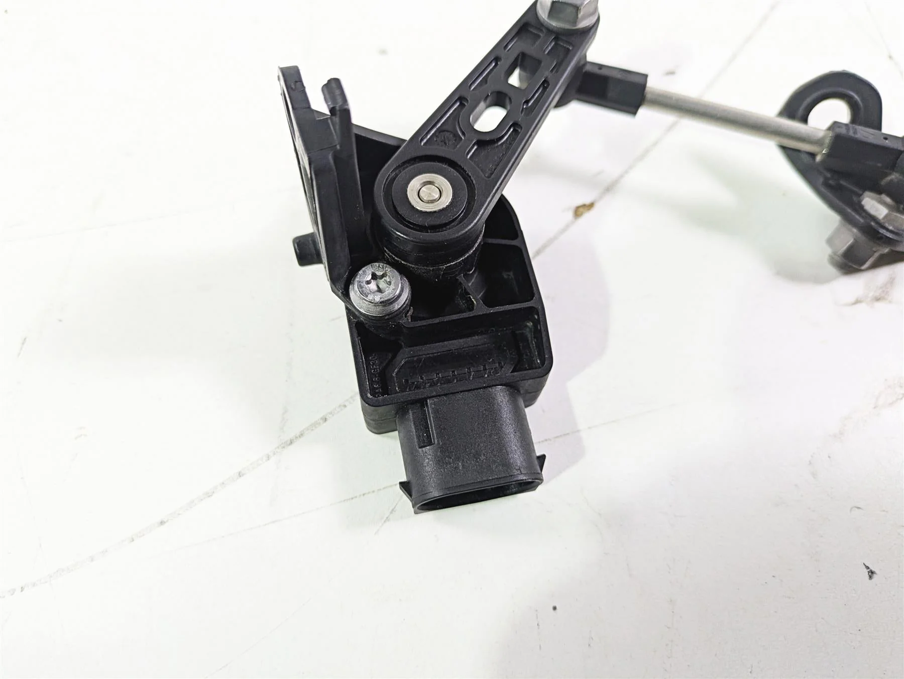 2017 BMW S1000RR K46 Bike Shock Level Height Leveling Sensor  37146870000 - Image 8