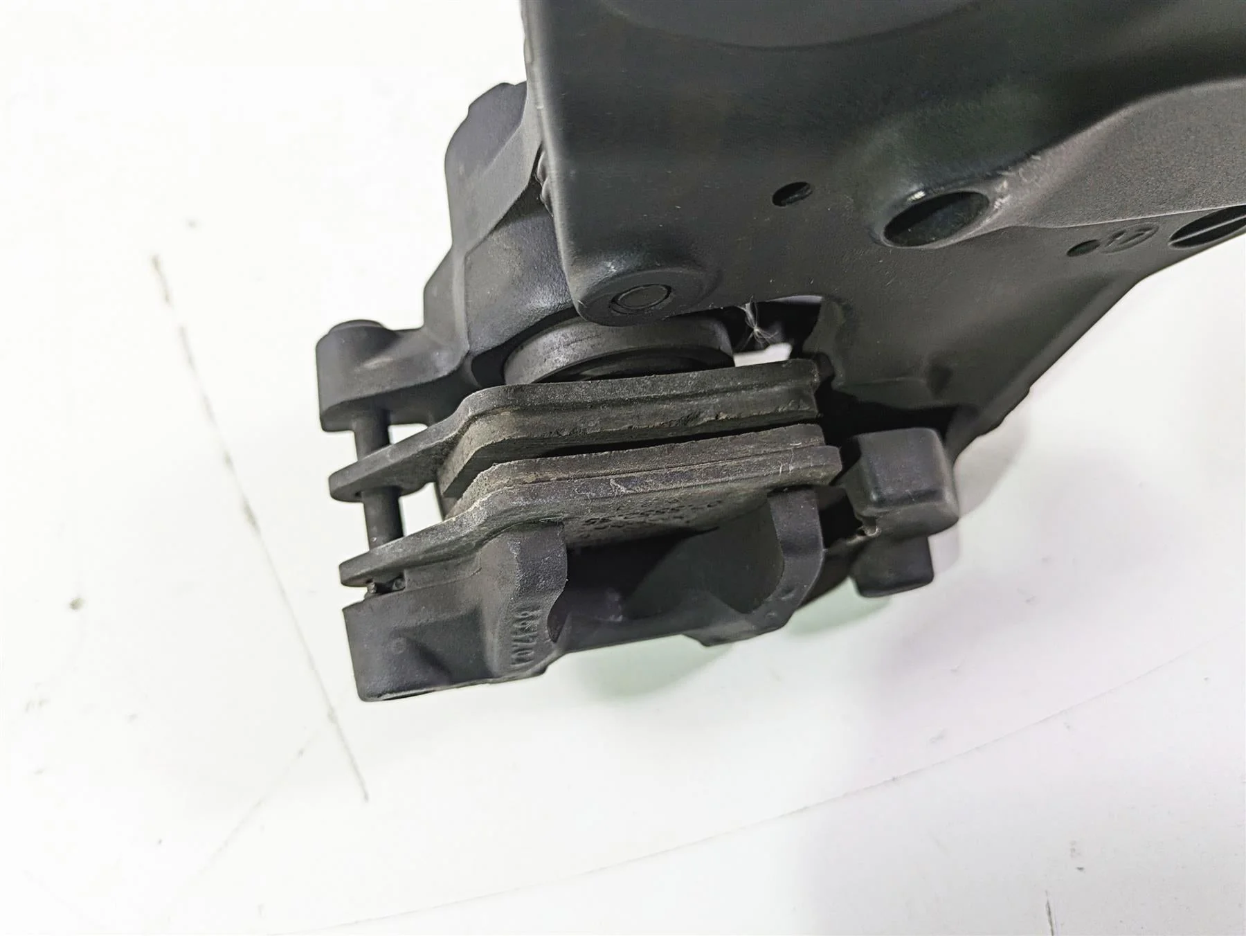 2017 BMW S1000RR K46 Brembo Rear Brake Caliper & Bracket 34217718562 - Image 10
