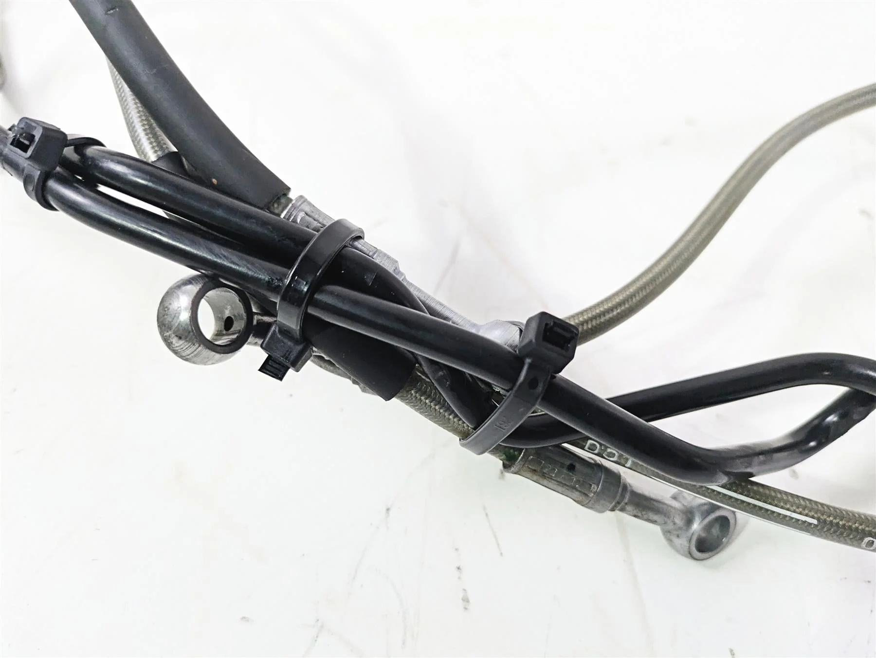 2017 BMW S1000RR K46 Front Abs Brake Line Set 34328549513 34328549514 - Image 8