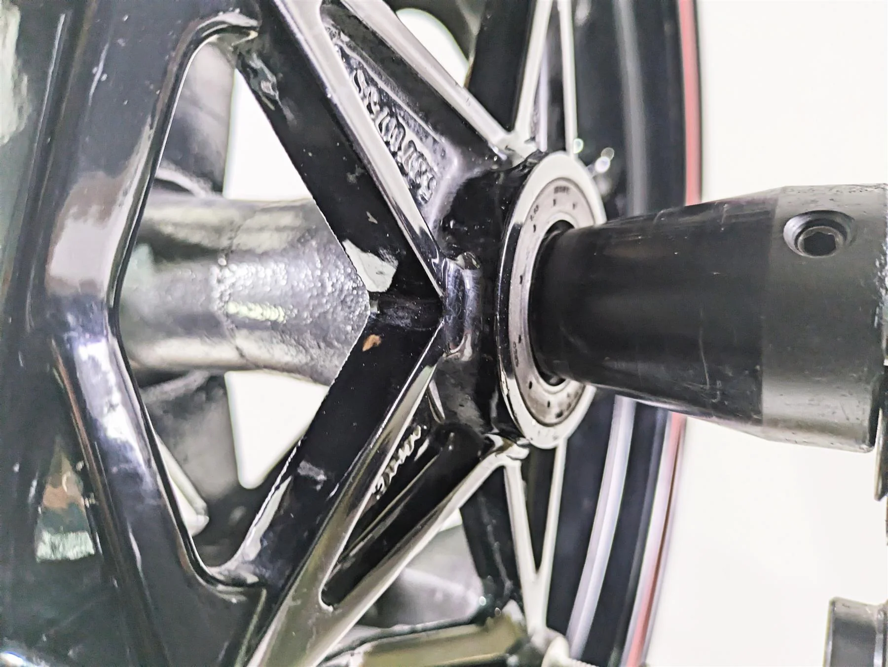 2017 BMW S1000RR K46 Front Wheel Rim 17x3.5 - Dent 36318556000 - Image 4