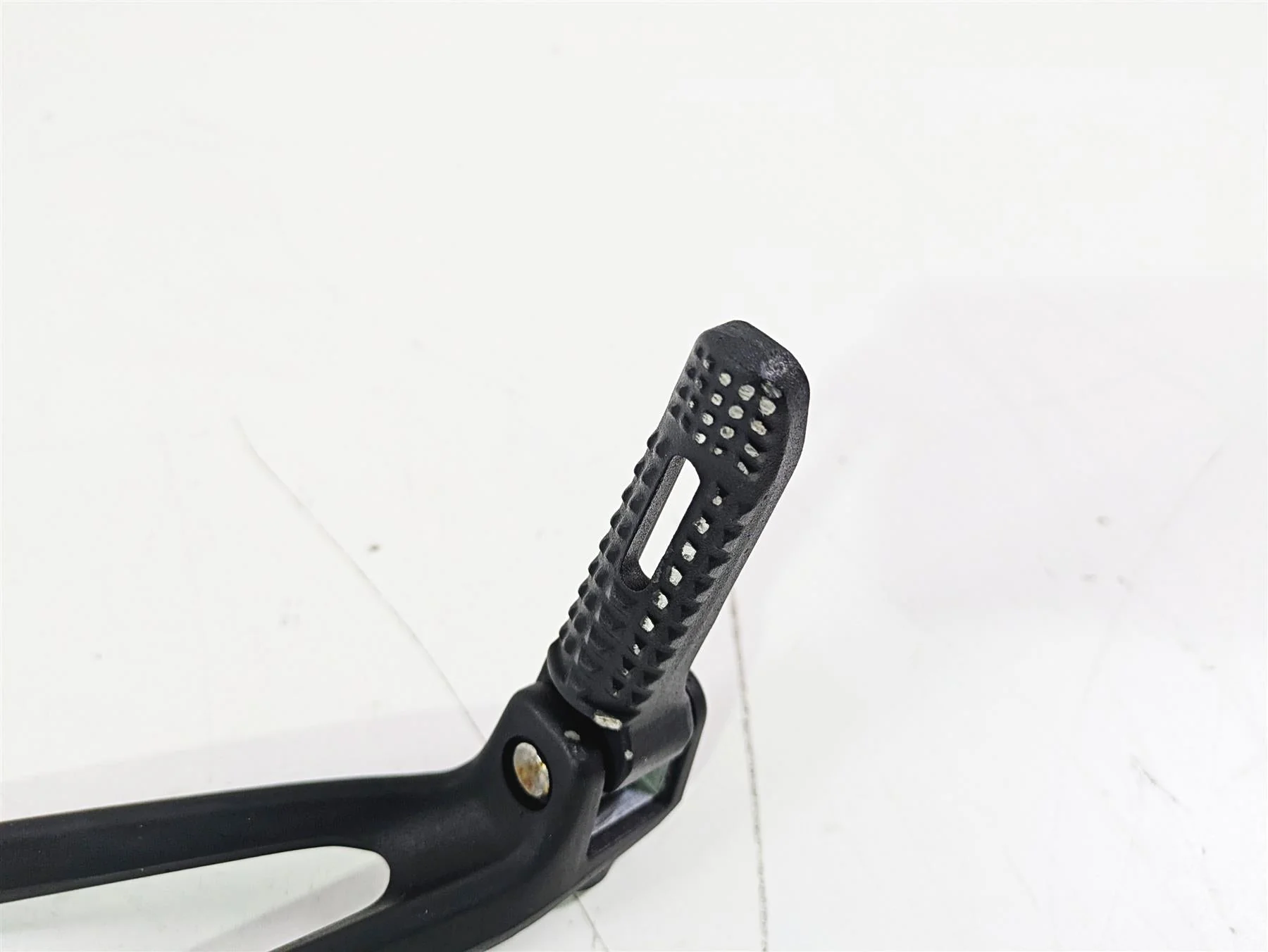 2017 BMW S1000RR K46 Rear Passenger Foot Peg Set 46718521680 46718521681 - Image 7