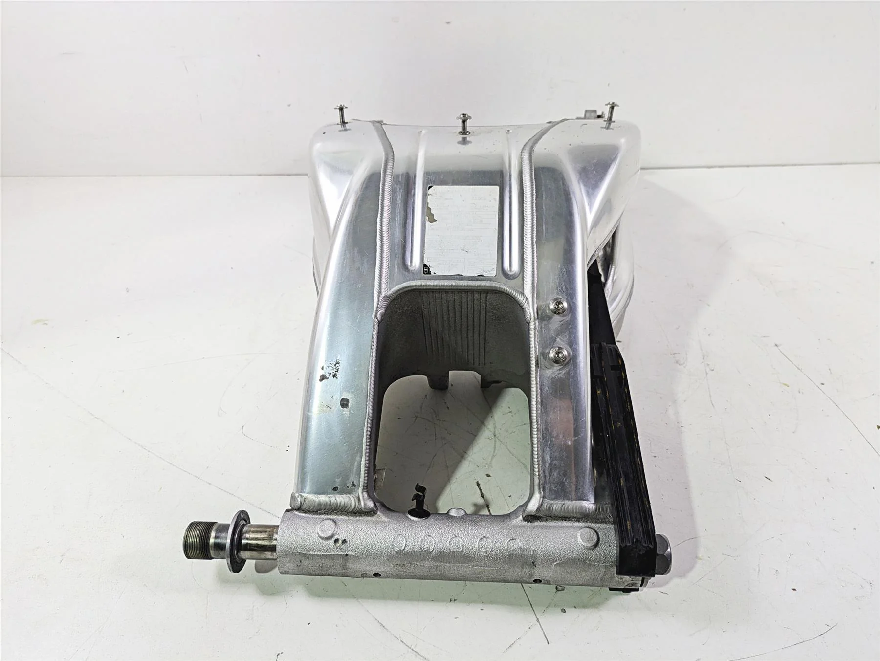 2017 BMW S1000RR K46 Rear Swing Arm Swingarm 33358543490 - Image 2