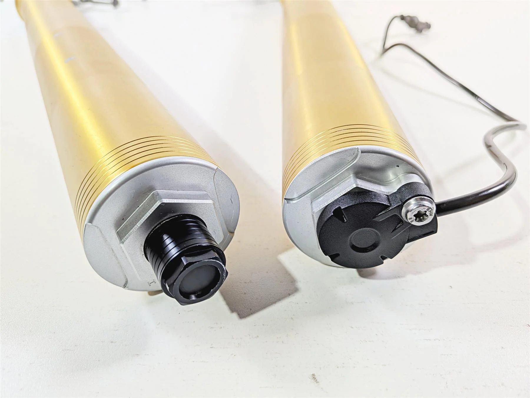 2017 BMW S1000RR K46 Straight Front Fork Leg Set 31428548865 31428548864 - Image 7