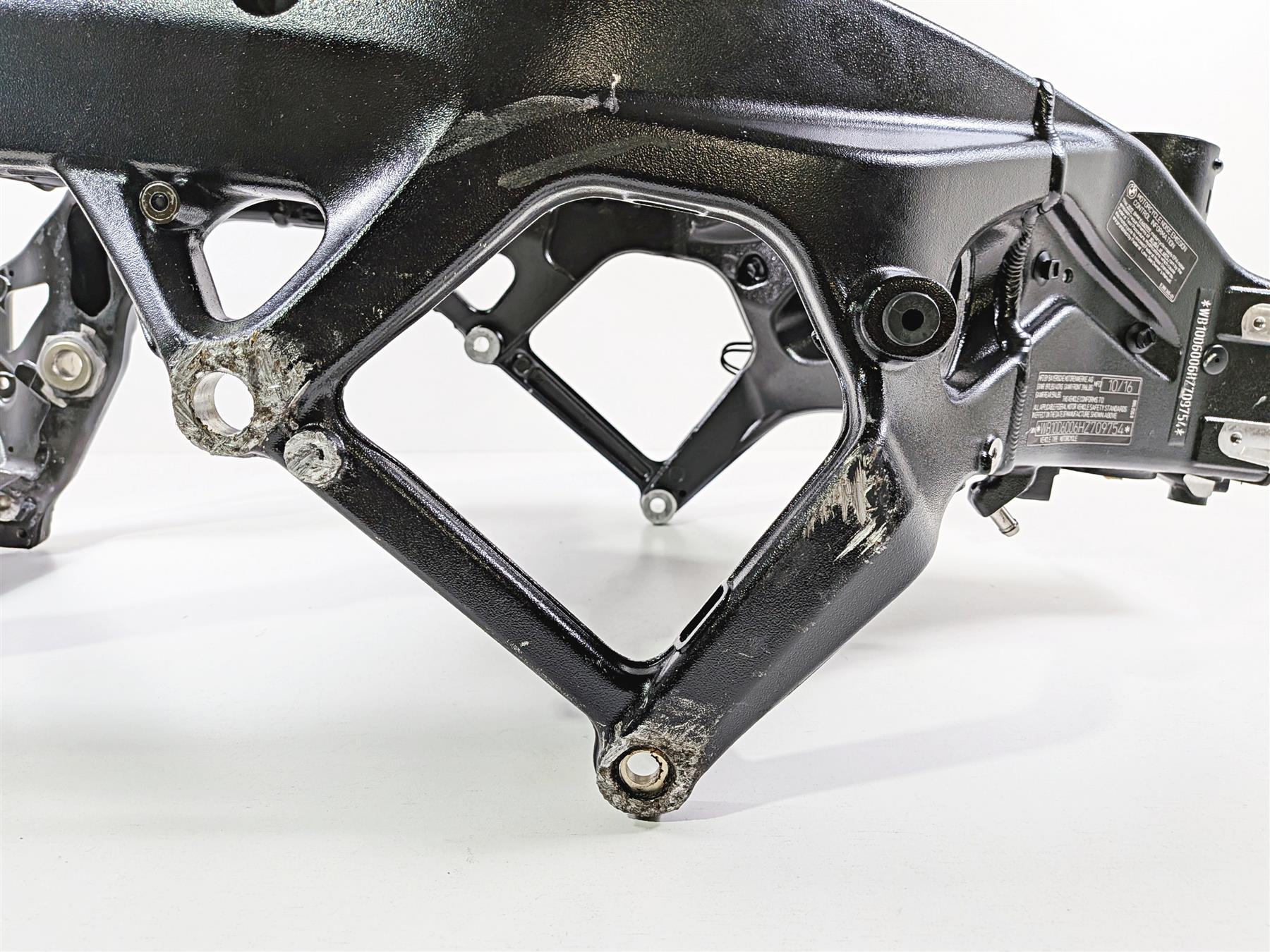 2017 BMW S1000RR K46 Straight Main Frame Chassis -Rash With Texas Salvage Title 46518548260 46518563841 - Image 11