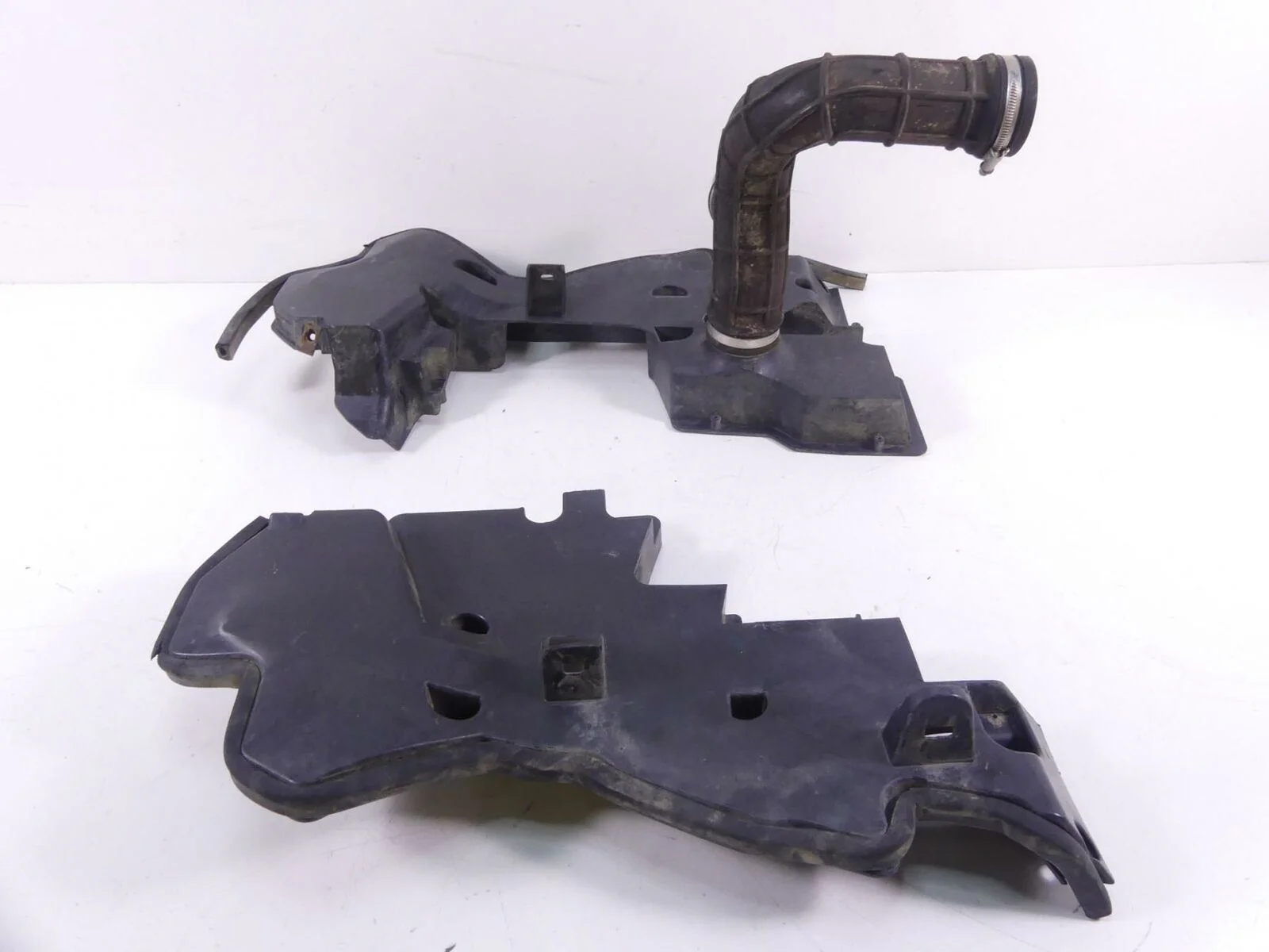 2017 Can Am Maverick 1000R DPS Air Breather Filter Tube Parts 707900562 - Image 2