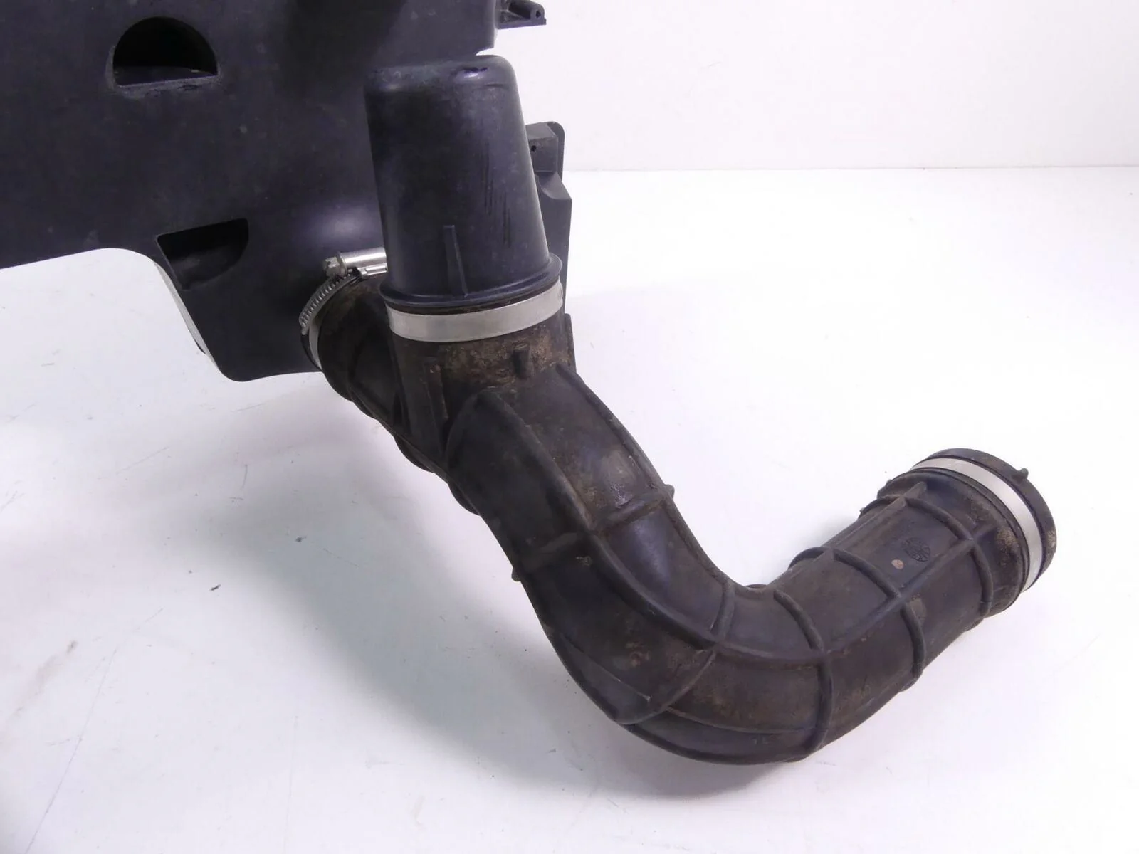 2017 Can Am Maverick 1000R DPS Air Breather Filter Tube Parts 707900562 - Image 4
