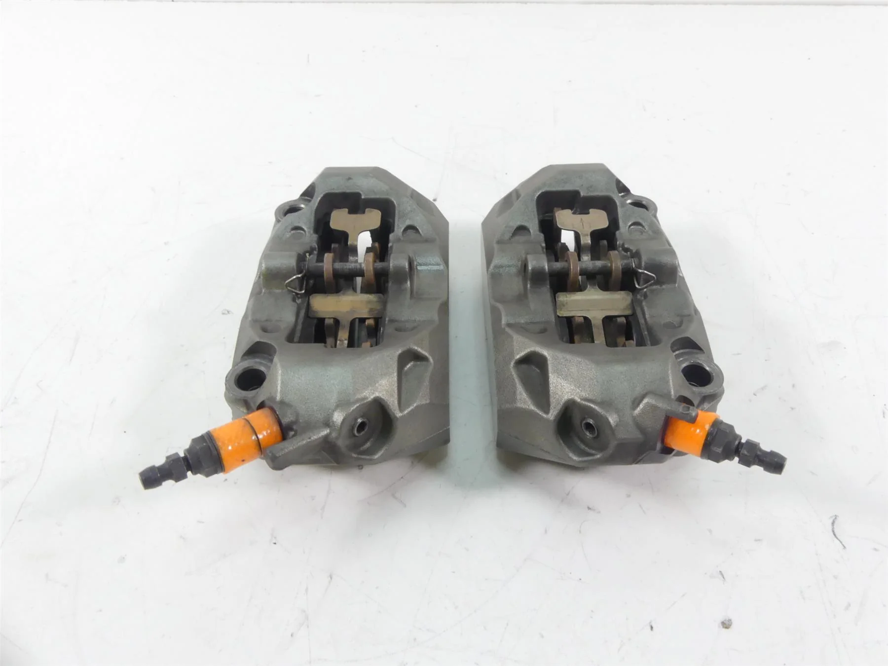 2017 Ducati Hypermotard 939 Front Brembo Brake Caliper Set 61041292C 61041302C - Image 2
