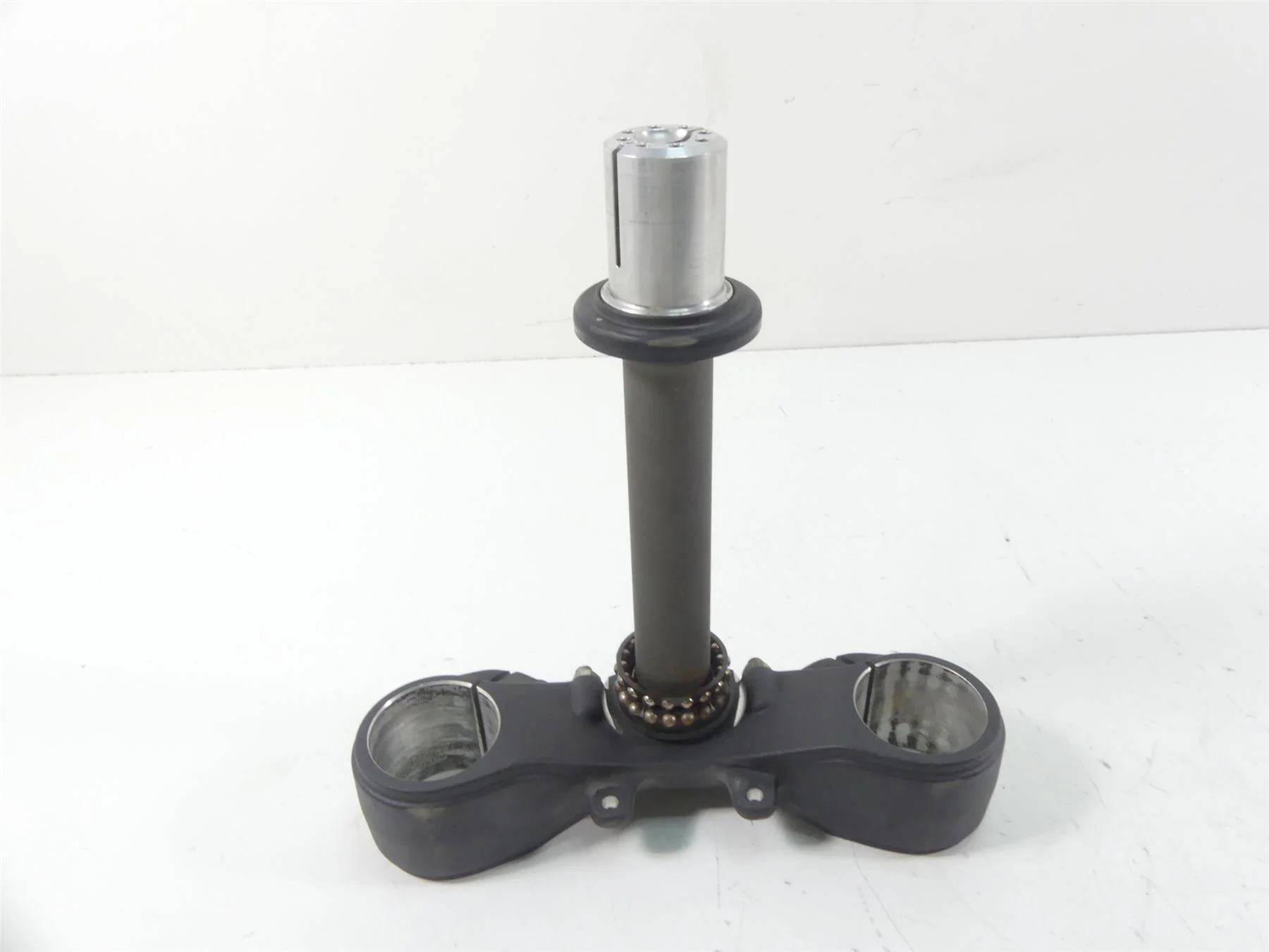 2017 Ducati Hypermotard 939 Lower Triple Tree Steering Yoke 54mm - Read 34220772 - Image 3