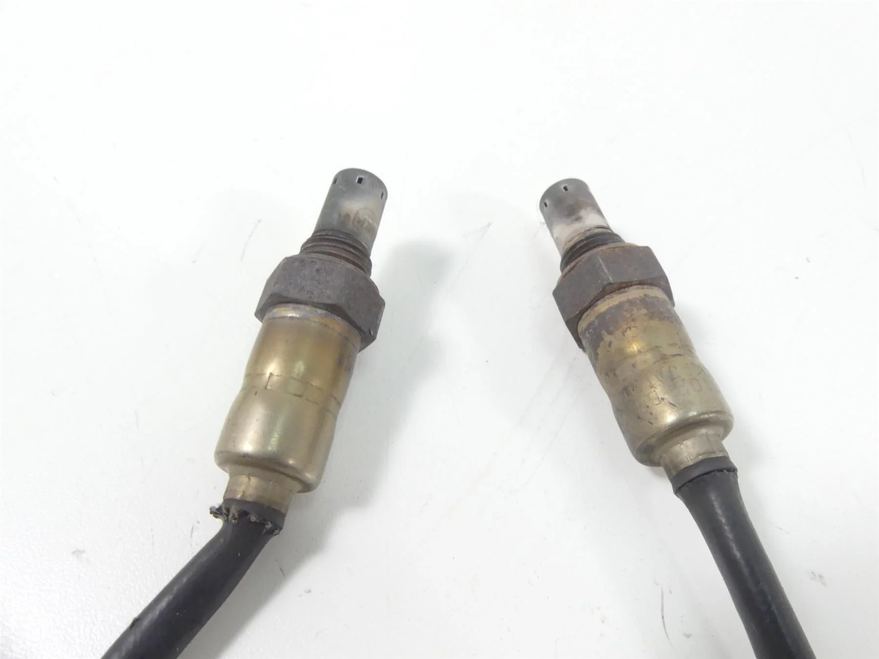 2017 Ducati Hypermotard 939 O2 Oxygen Sensor Set 55243401A - Image 5