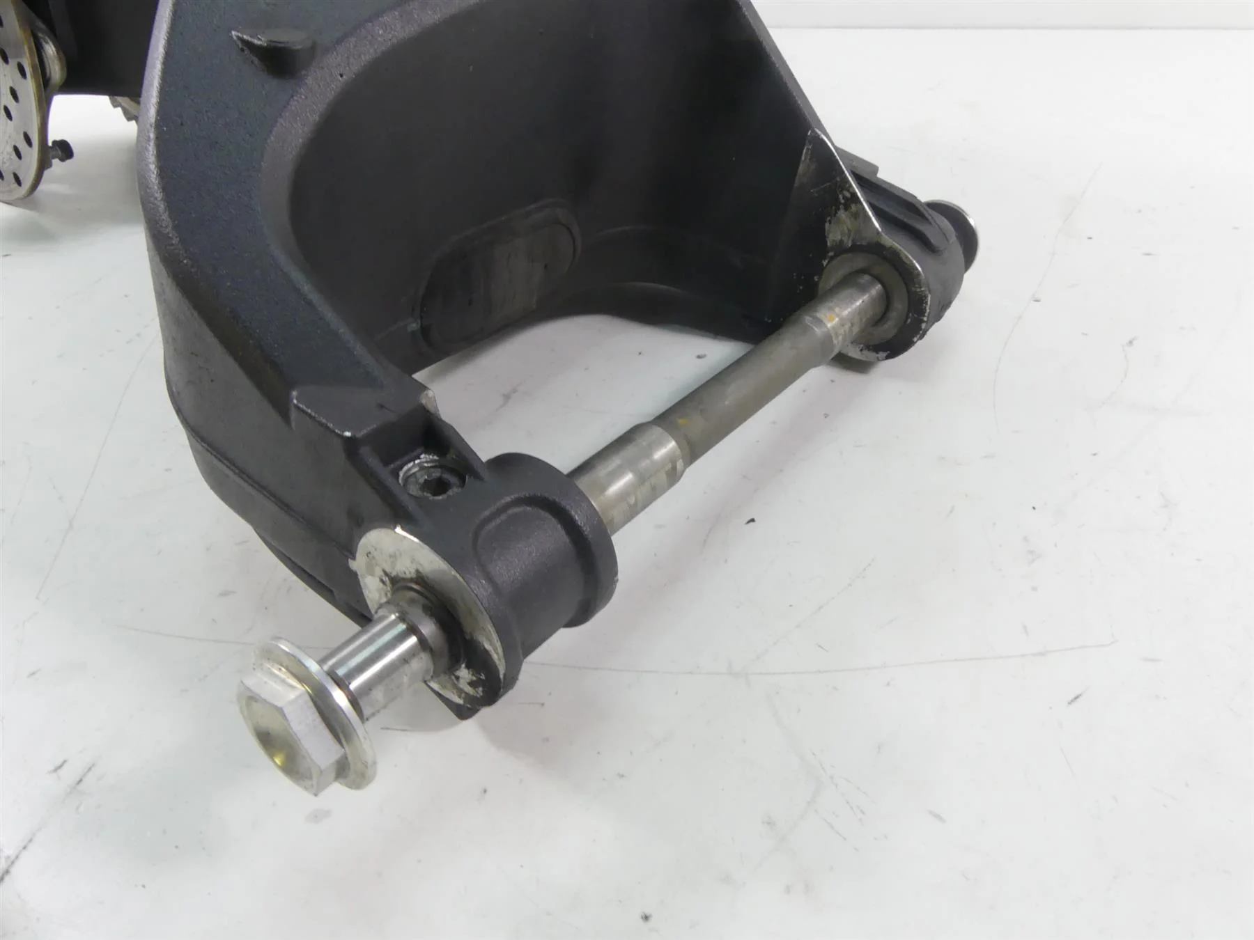 2017 Ducati Hypermotard 939 Rear Swingarm Swing Arm + Axle 37010911B 81920382C - Image 9