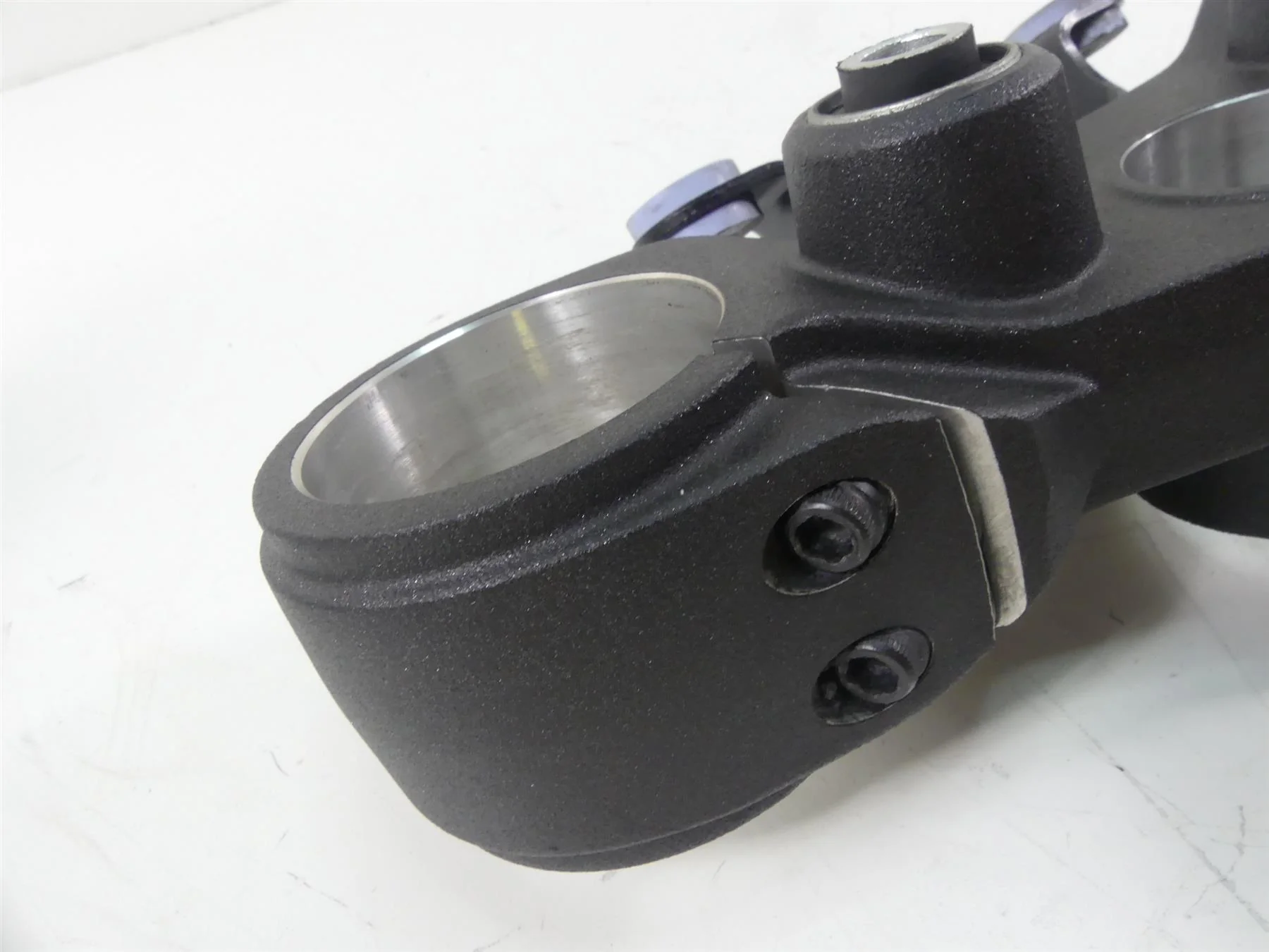 2017 Ducati Hypermotard 939 Upper Triple Tree Steering Clamp 53mm 34110982AA - Image 8