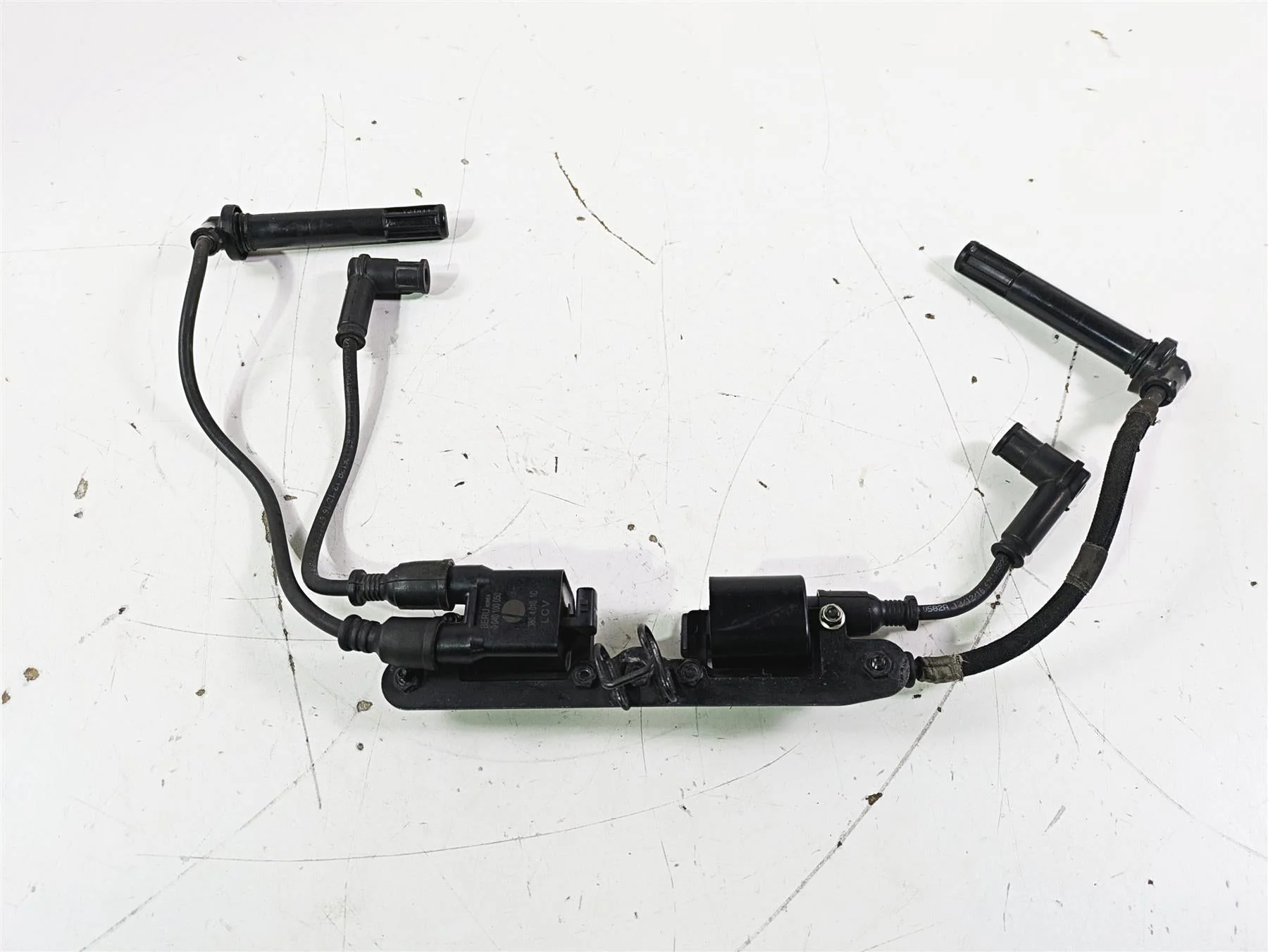 2017 Ducati Monster 1200 S Beru Ignition Coils Wires Plugs & Bracket 38040101C - Image 9