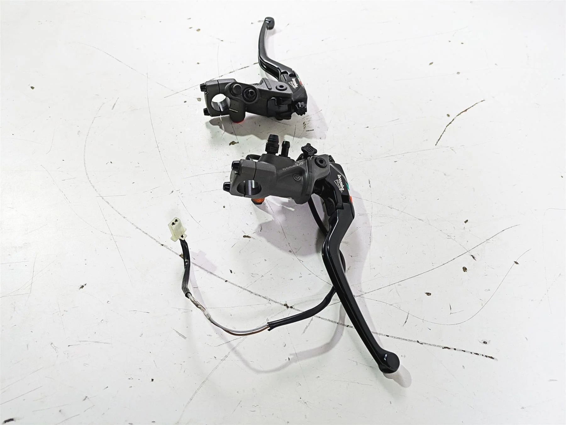 2017 Ducati Monster 1200 S Brembo Radial Clutch & Brake Master Cylinder RCS15 RCS17 Corsa Corta 110A26340 - Image 3
