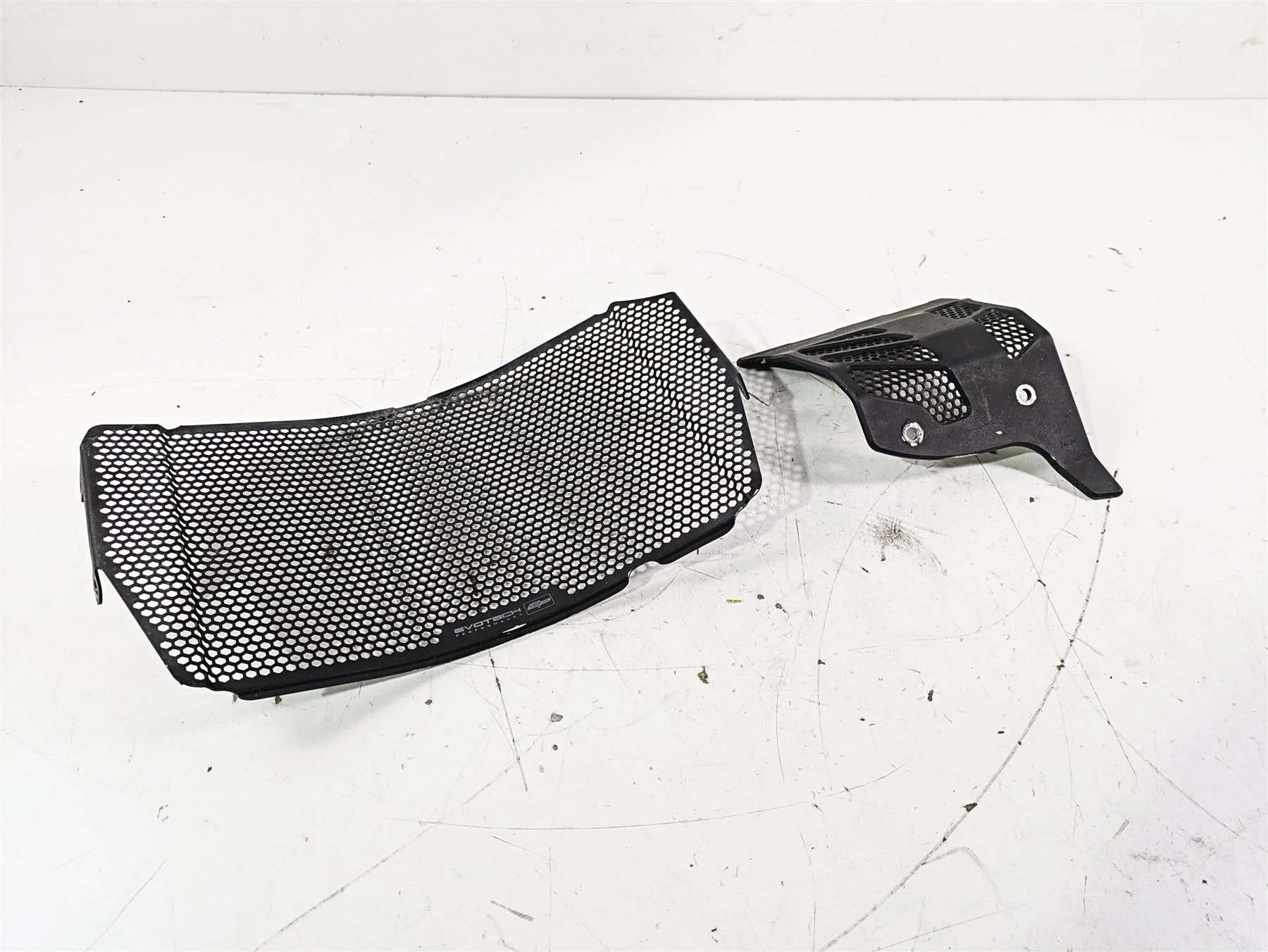 2017 Ducati Monster 1200 S Evotech Oil Cooler & Radiator Guard Set PRN011674 - Image 9