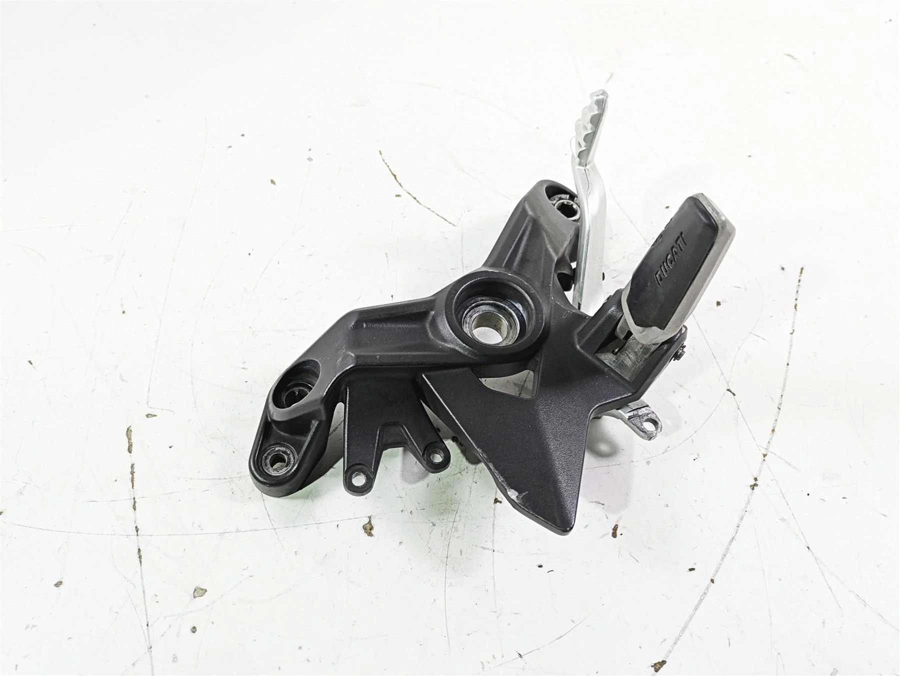 2017 Ducati Monster 1200 S Right Footpeg & Brake Ped Set 82413202BB 45720571AA - Image 2