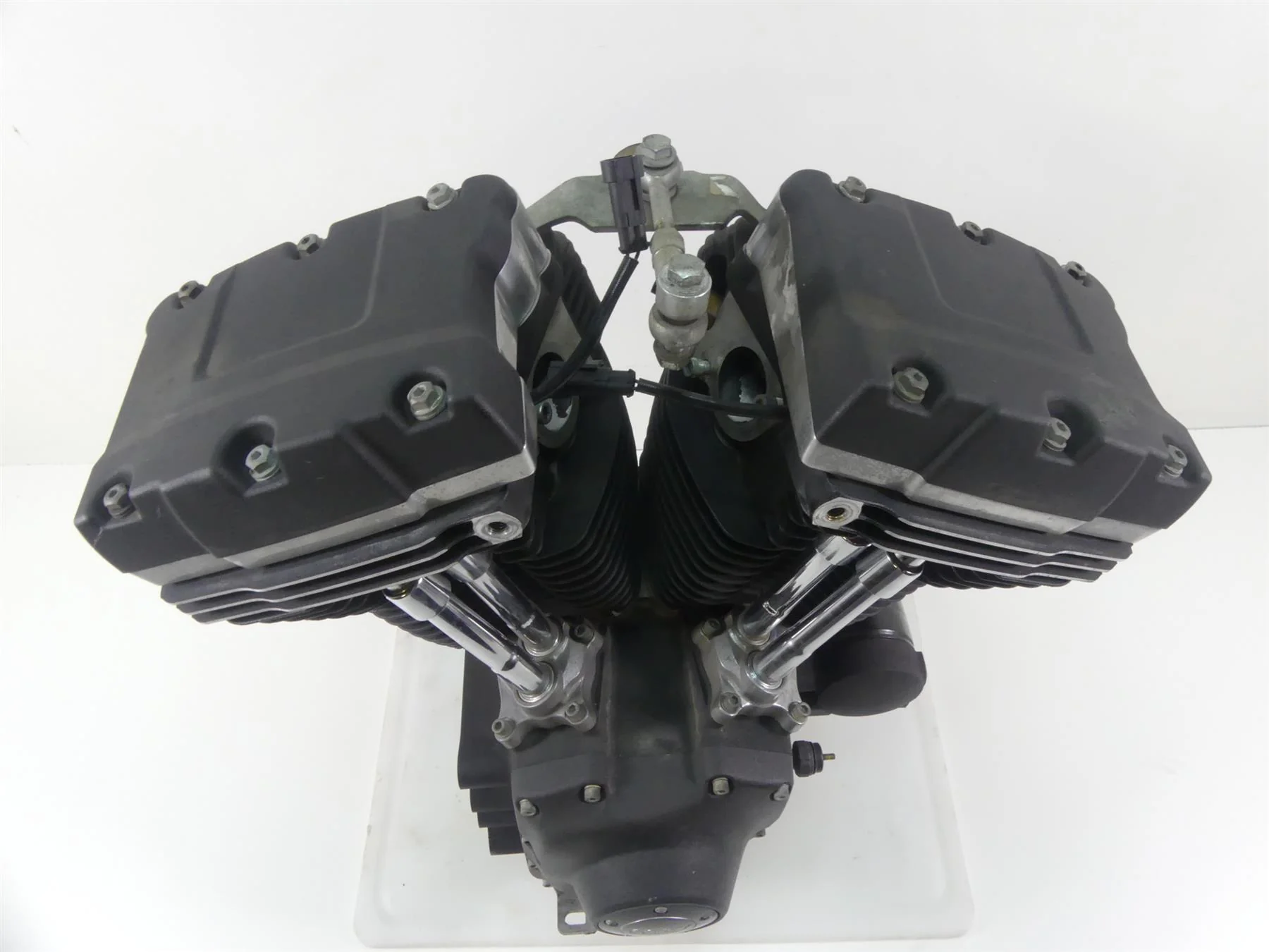 2017 Harley Dyna FXDB Street Bob 103ci Running Engine Motor 21K -Video 16200261 - Image 8