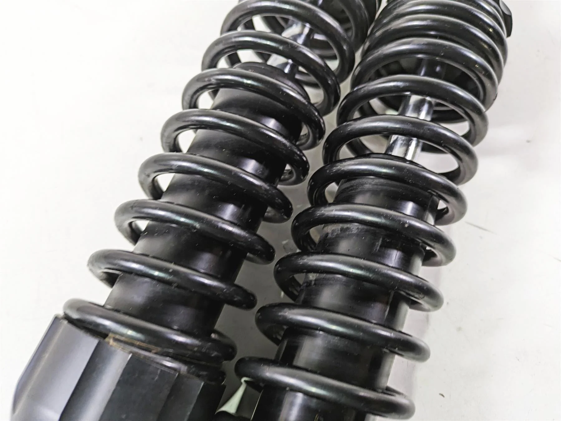 2017 Harley Dyna FXDB Street Bob 13" Progressive Suspension Shocks 444-4002 - Image 11